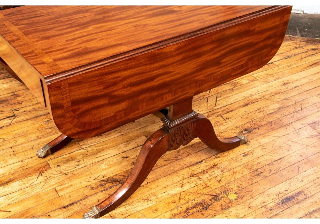 Pair of Fine Late Regency Mahogany and Tulipwood Drop-Leaf Tables For Sale 4