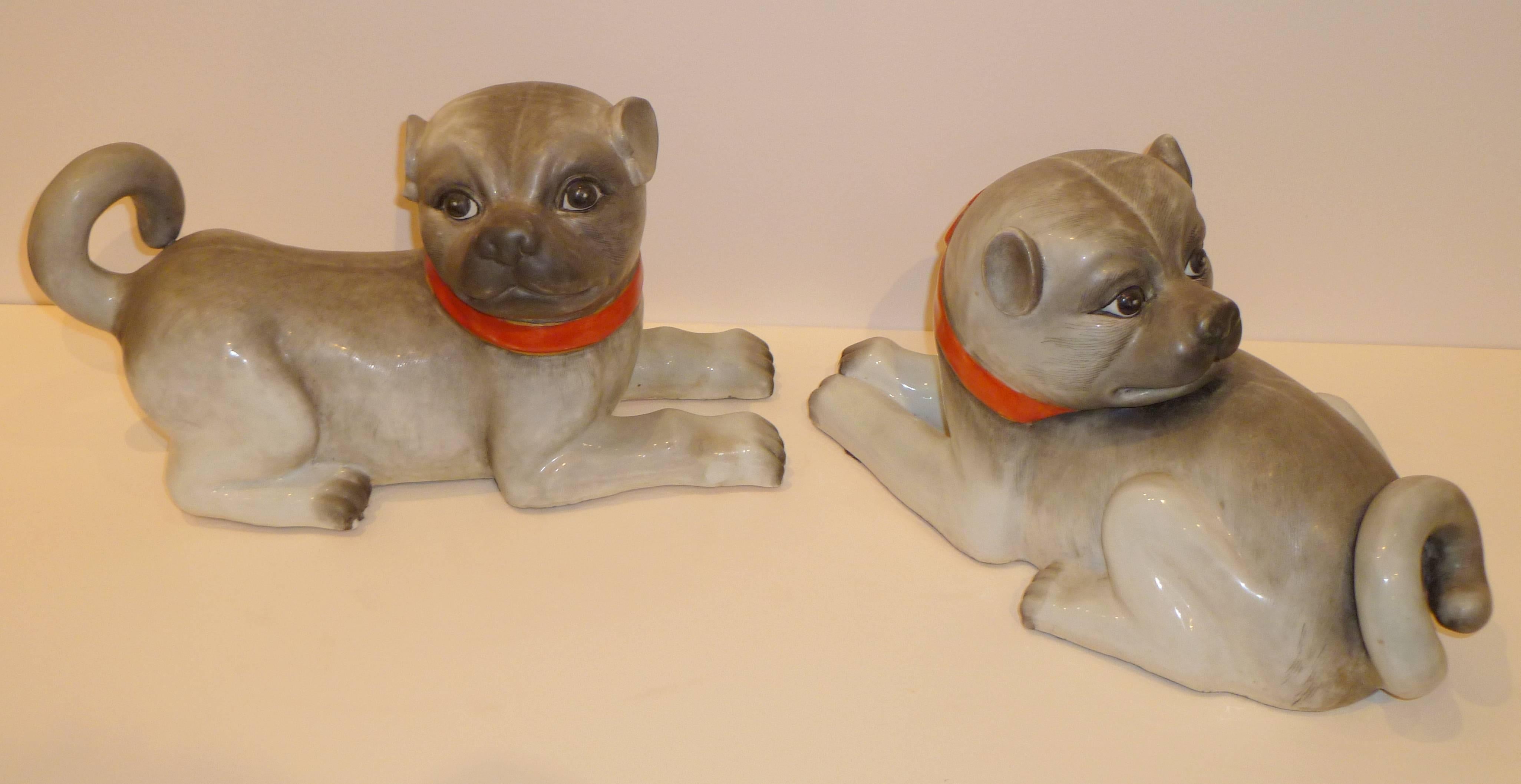 Chinese Export Pair of Fine Lively Modeled Porcelain Dogs For Sale