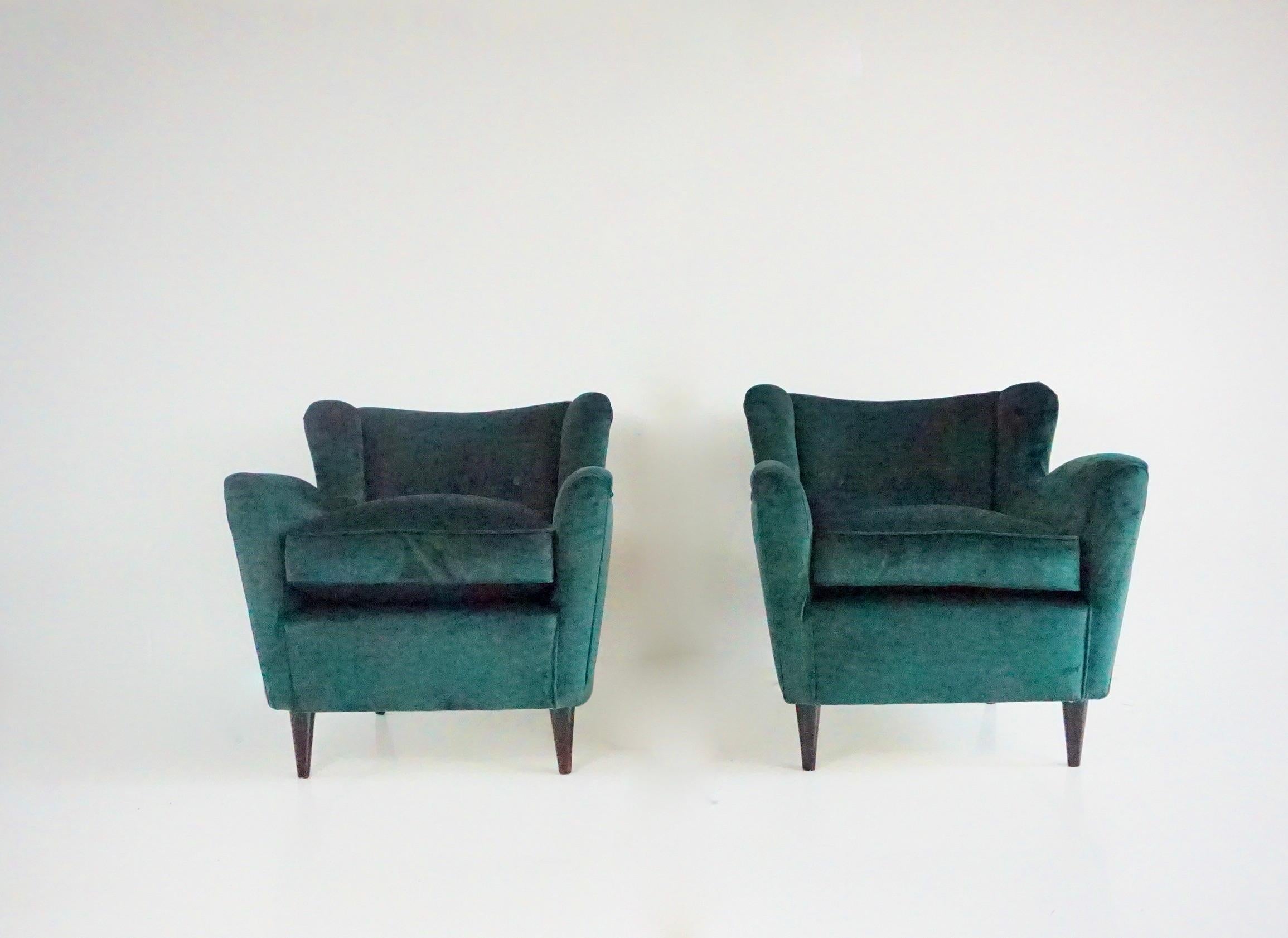 par de finos sillones de terciopelo verde bosque de Maurizio Tempestini, Florencia, 1938 Italiano en venta