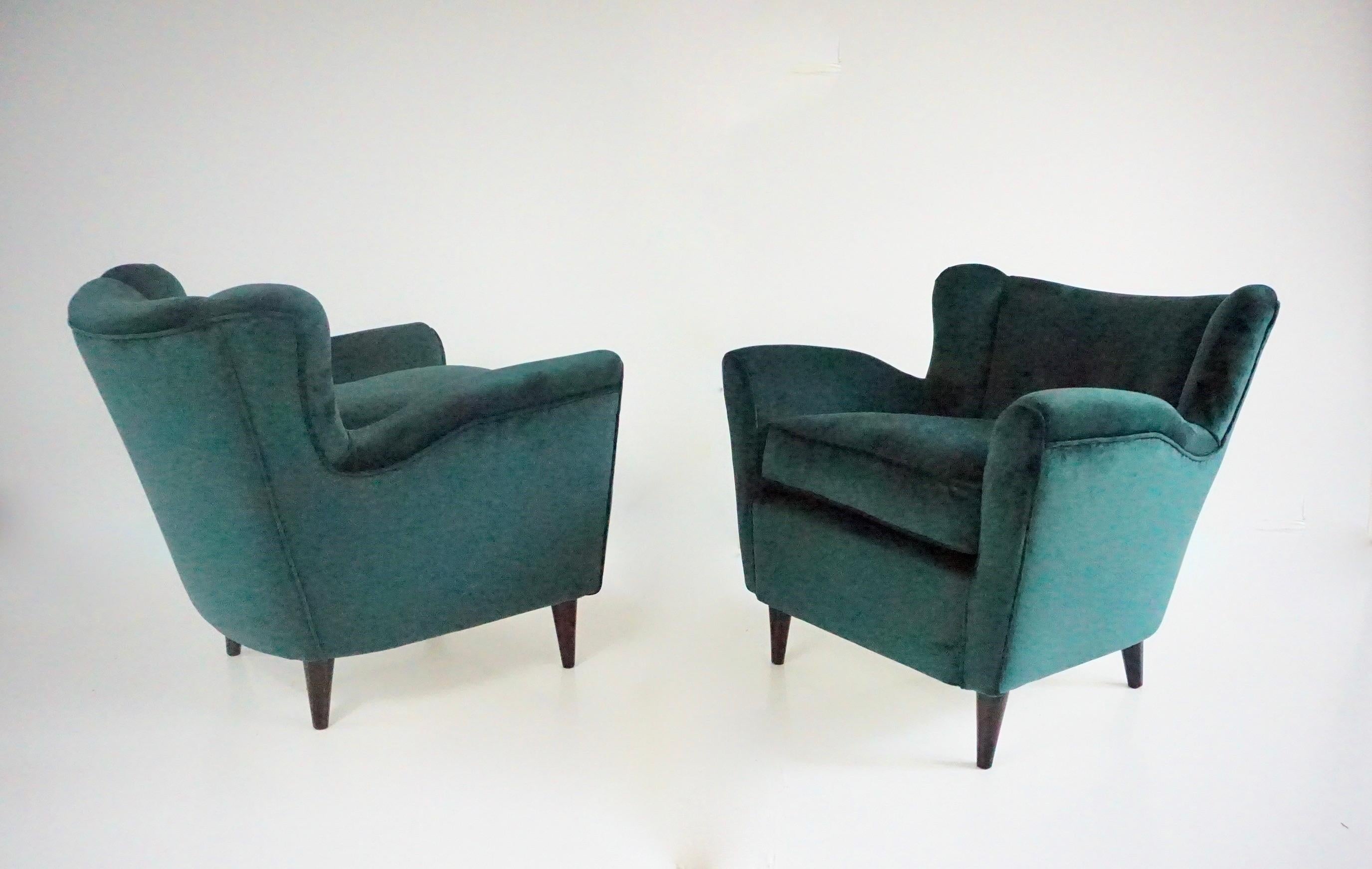 par de finos sillones de terciopelo verde bosque de Maurizio Tempestini, Florencia, 1938 en venta 2
