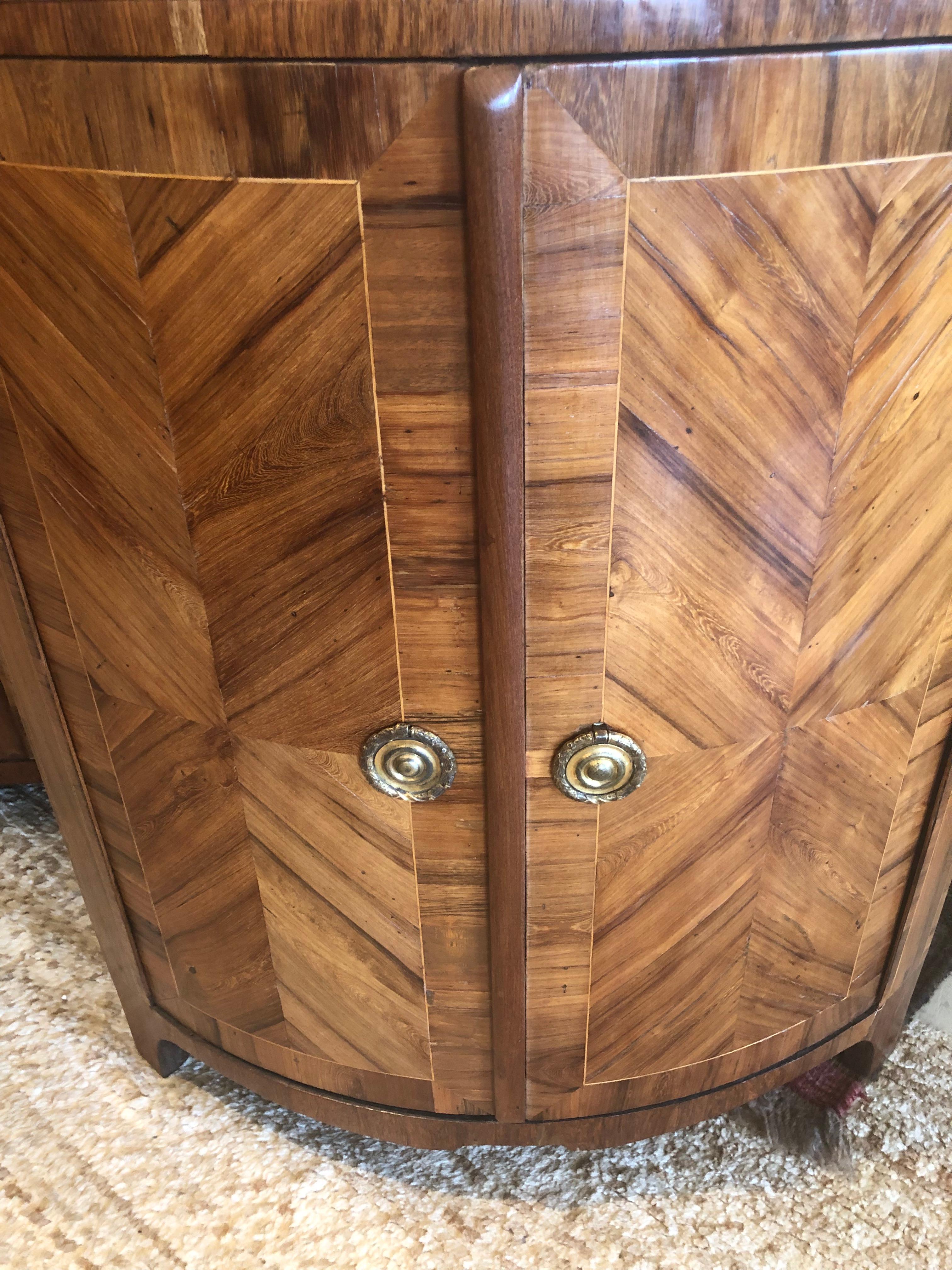 Brass Pair of Fine Mixed Wood Inlay Corner Cabinets with Caramel Marble Tops