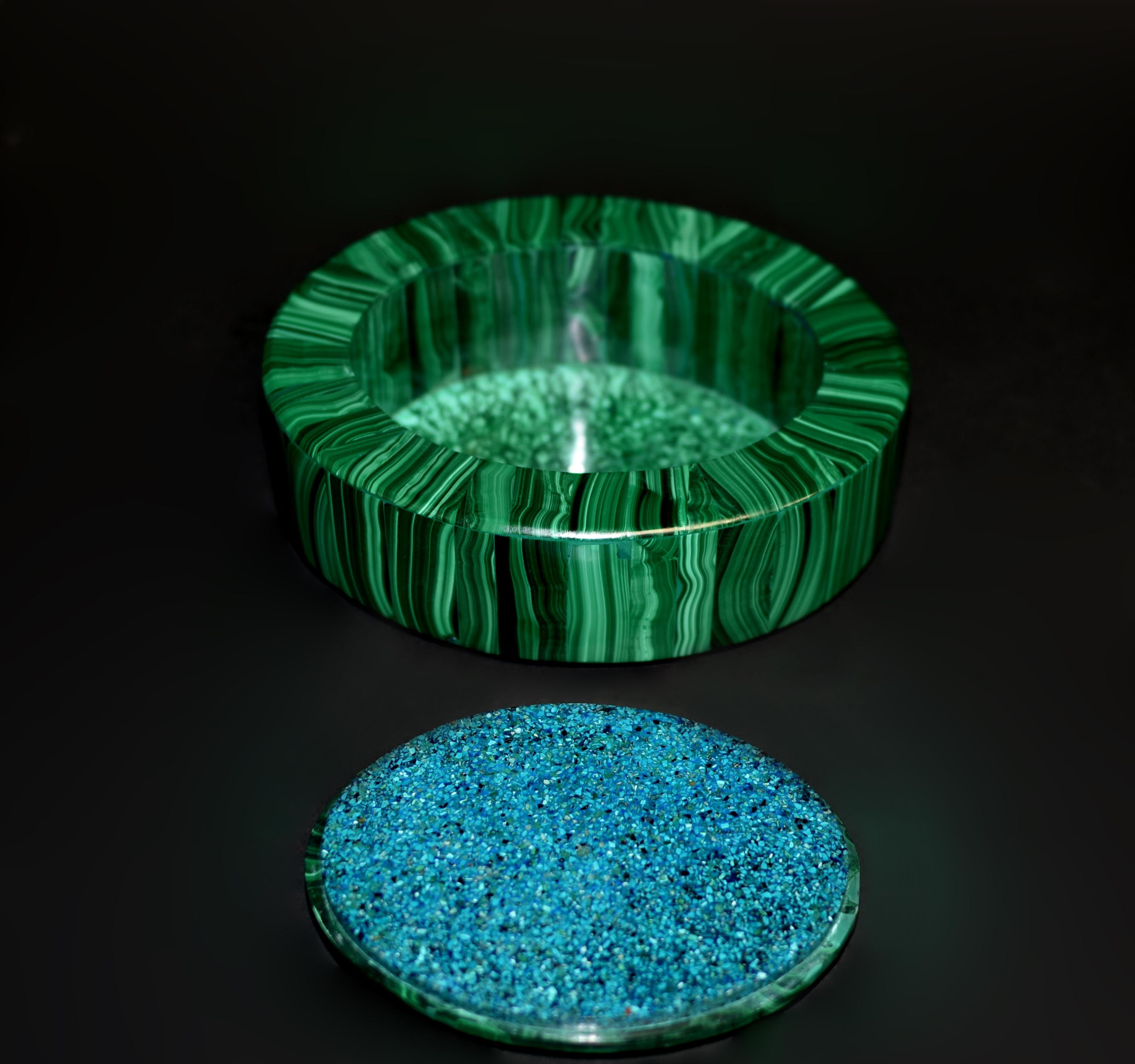 Pair of Fine Oval Malachite Boxes 6 Lb For Sale 2