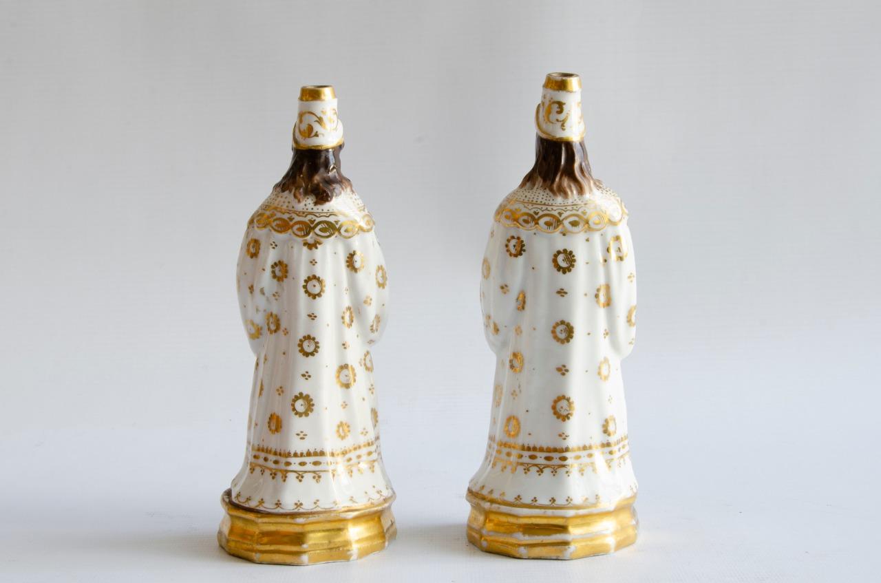 Neoclassical Pair of Fine Porcelains 'Couple Dignitaries' For Sale