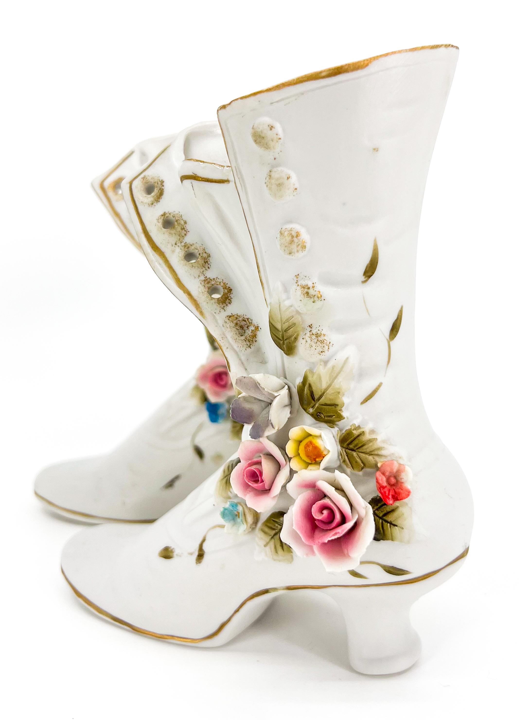 Mid-Century Modern Pair of Fine Quality Decorative Vintage Porcelain Floral Ladies Boots Vase For Sale