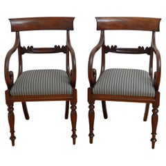 Pair of Fine William IV Carver Chairs in Mahogany