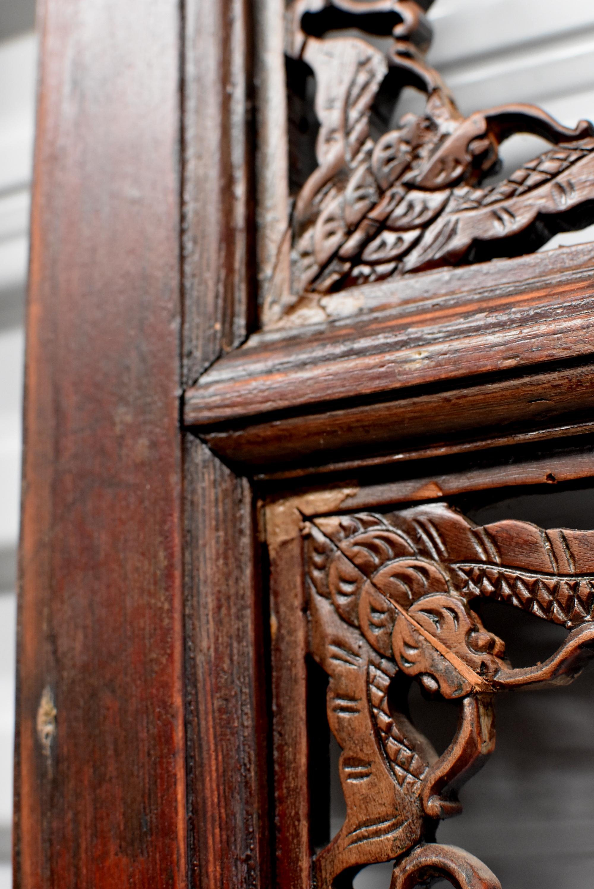 Pair of Finely Carved Chinese Antique Screens, Gourds and Butterflies For Sale 9