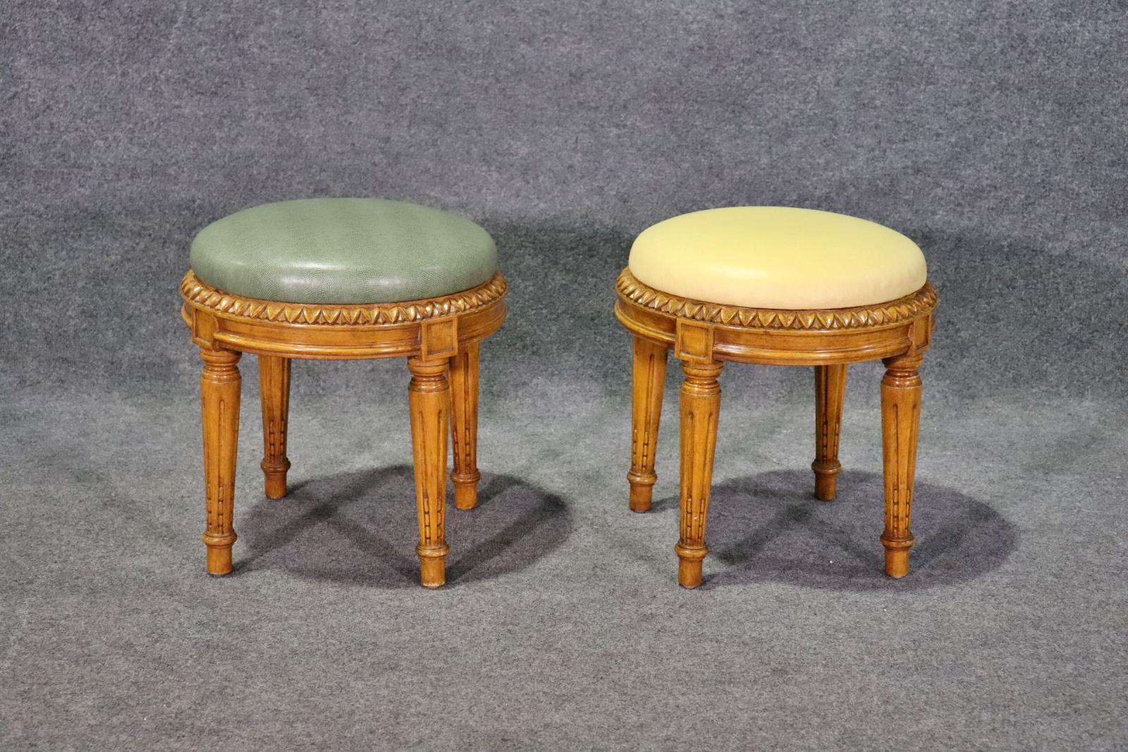 Pair of Finely Carved French Louis XVI Style Leather Upholstered Foot Stools  In Good Condition In Swedesboro, NJ