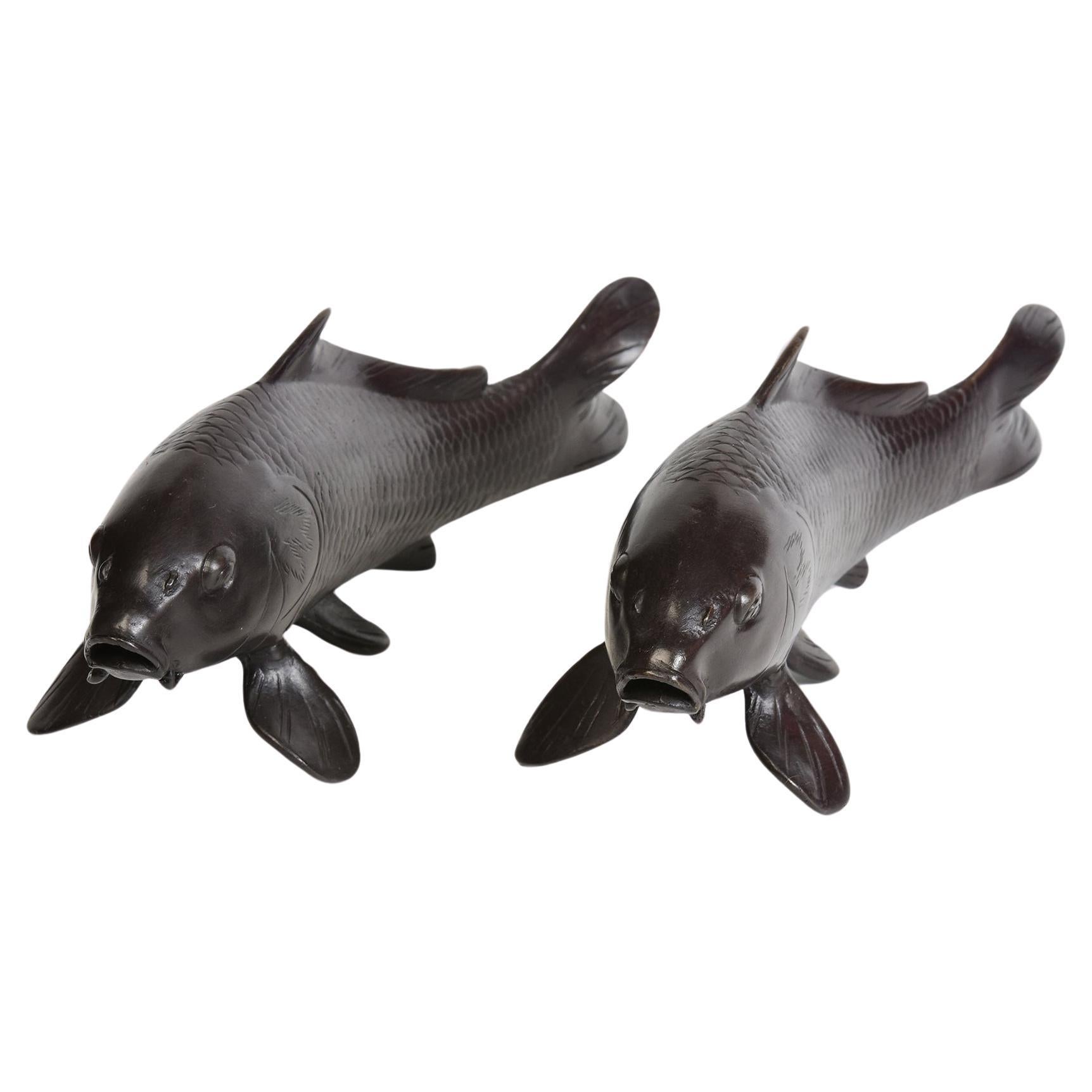 A Pair of Finely Cast Asian Bronze Fish Animal Statues For Sale