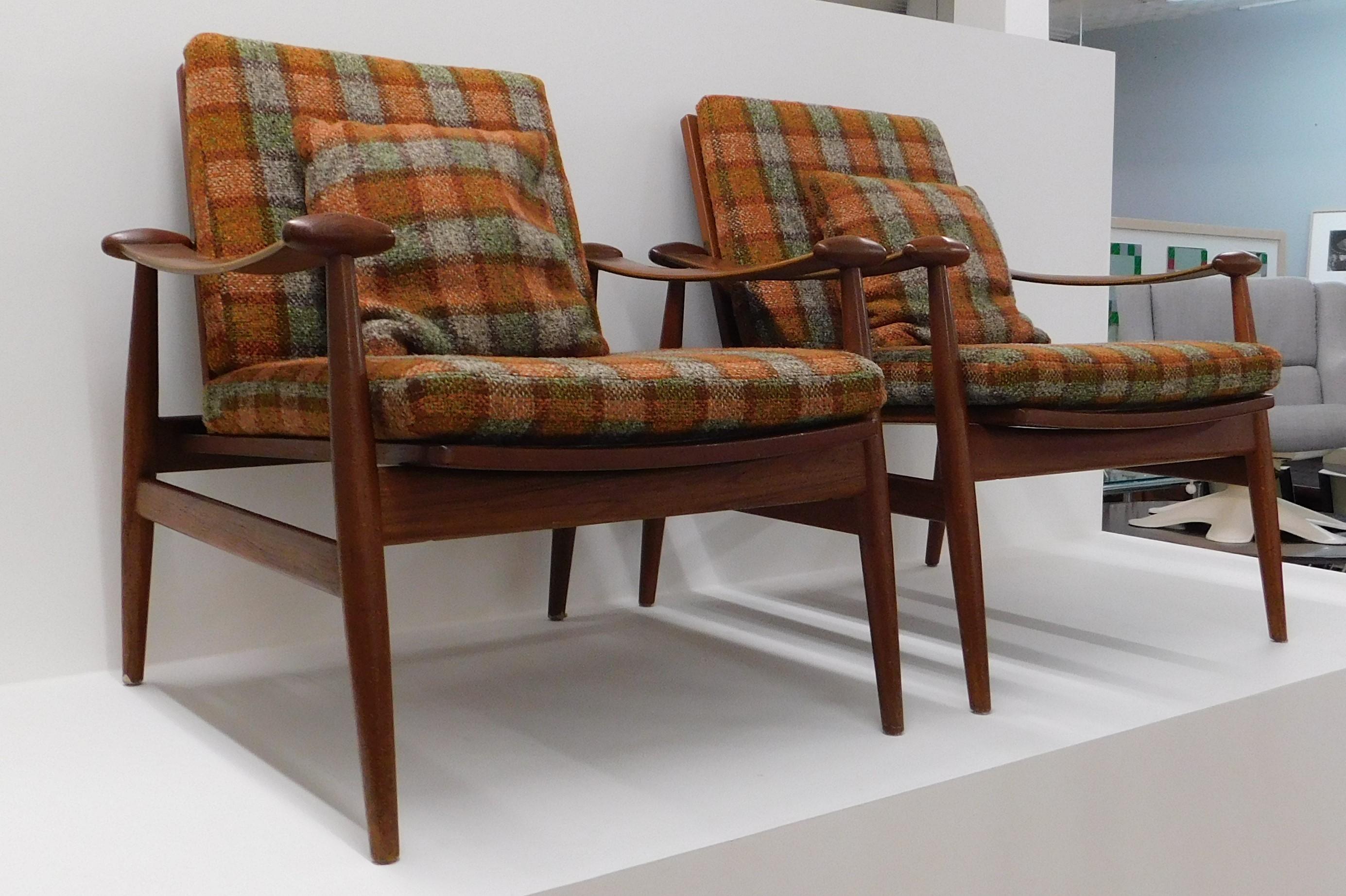 Scandinavian Modern Pair of Finn Juhl 1953 Spade Teak Lounge Chair by France & Daverkosen Denmark