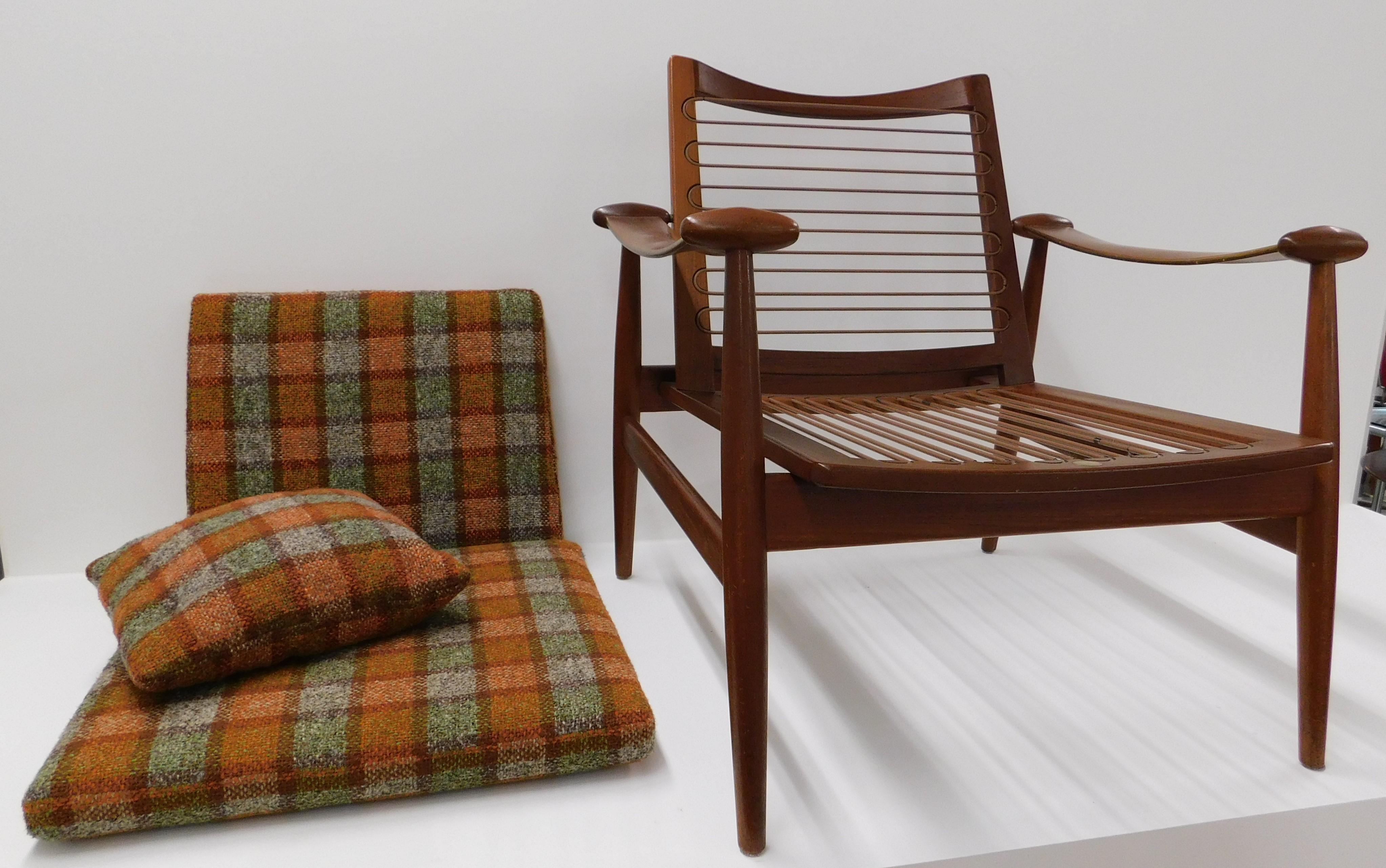 Upholstery Pair of Finn Juhl 1953 Spade Teak Lounge Chair by France & Daverkosen Denmark
