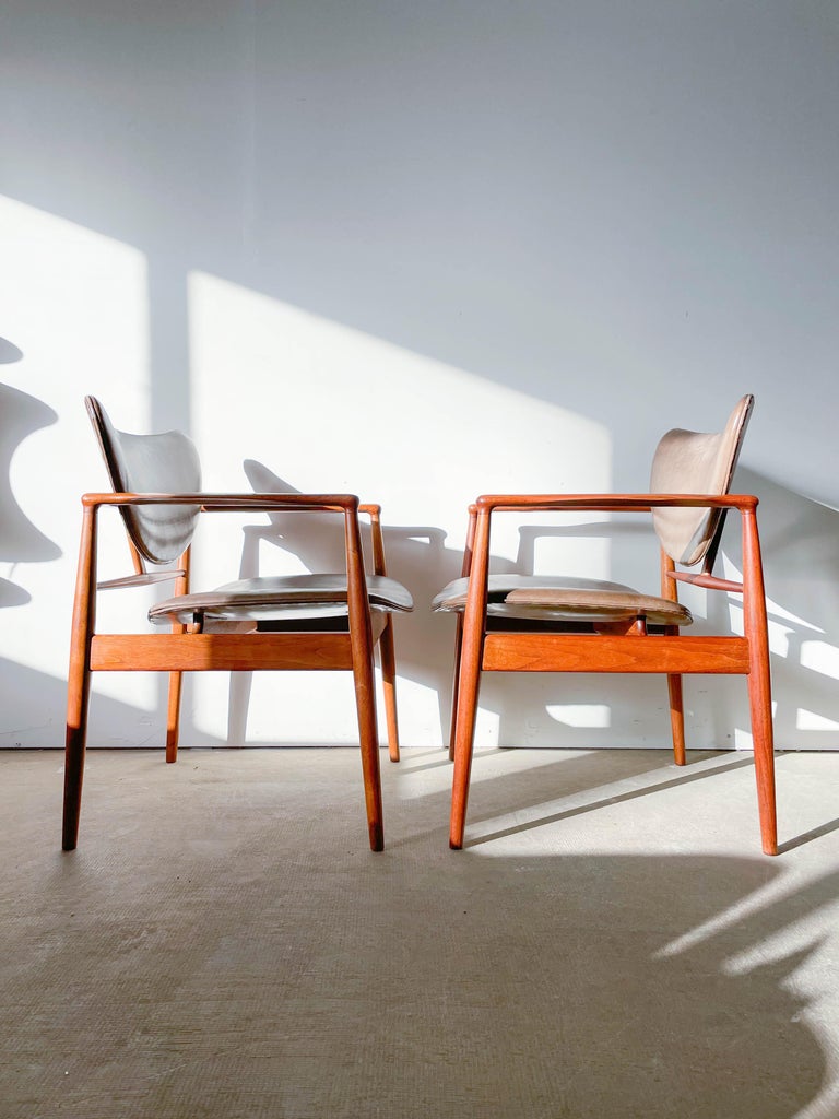 Pair of Finn Juhl 48 Chairs by Baker in Walnut For Sale at 1stDibs