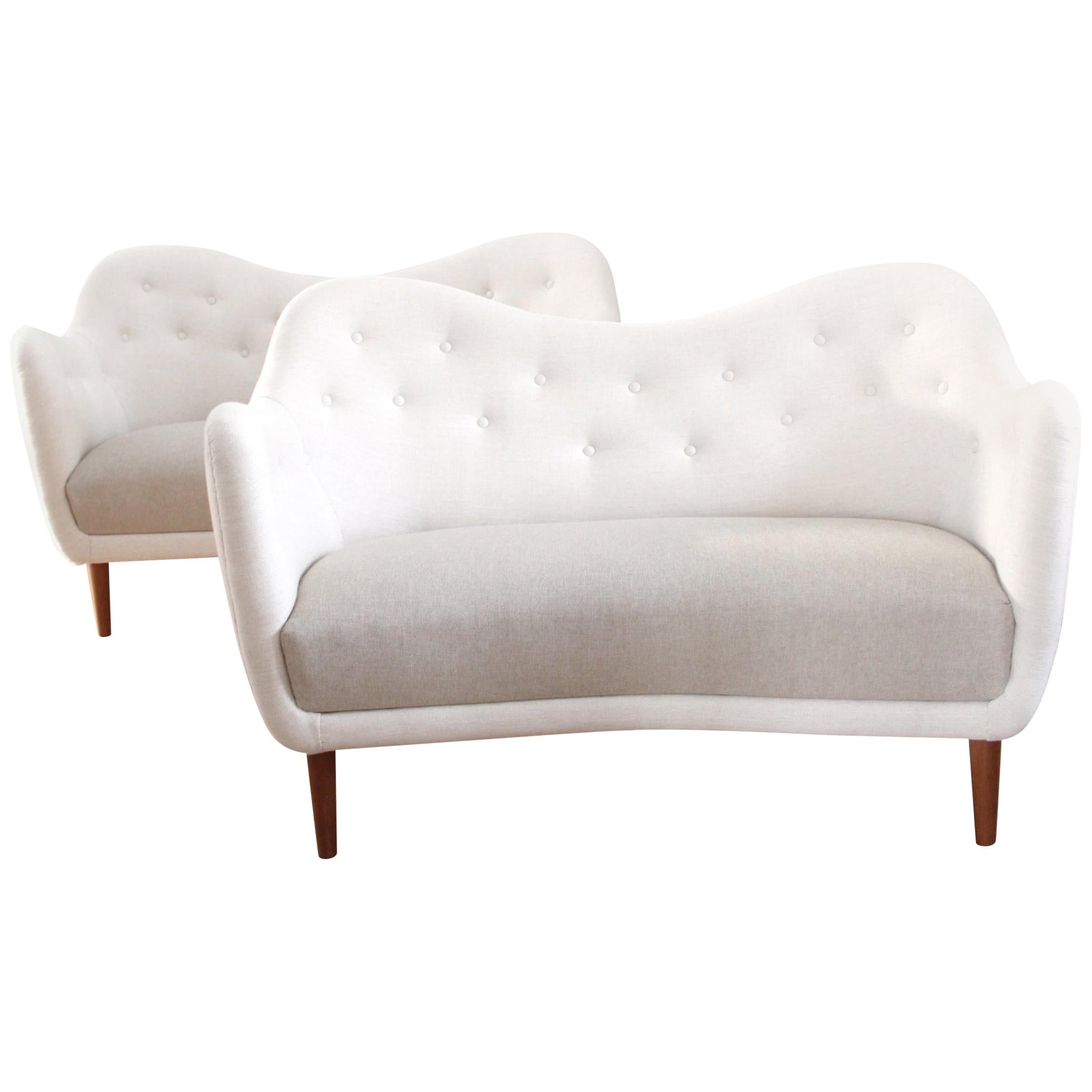 Vintage Loveseats 1,331 For Sale at 1stdibs
