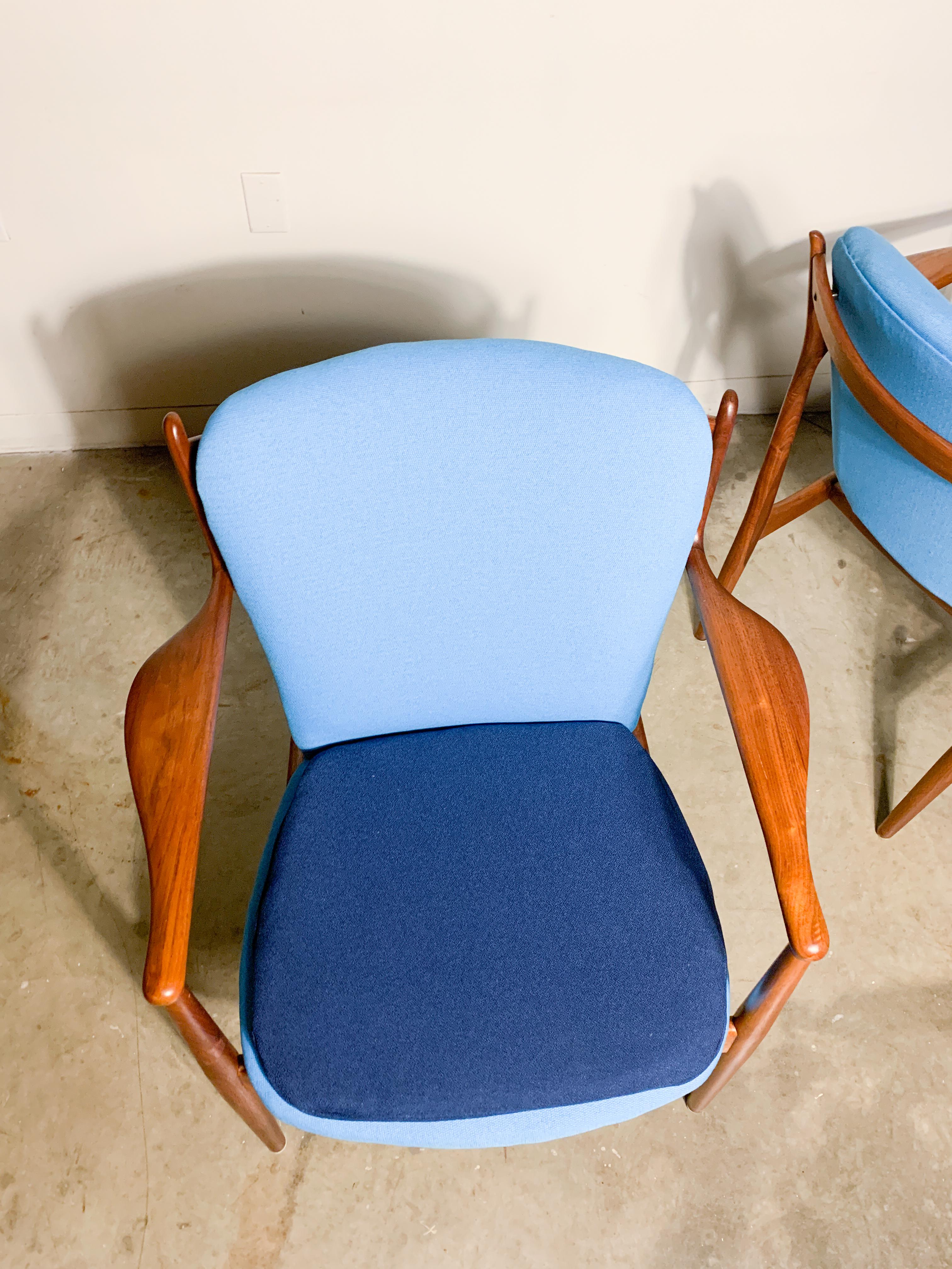 Pair of Finn Juhl Delegate Chairs by Baker Furniture 2