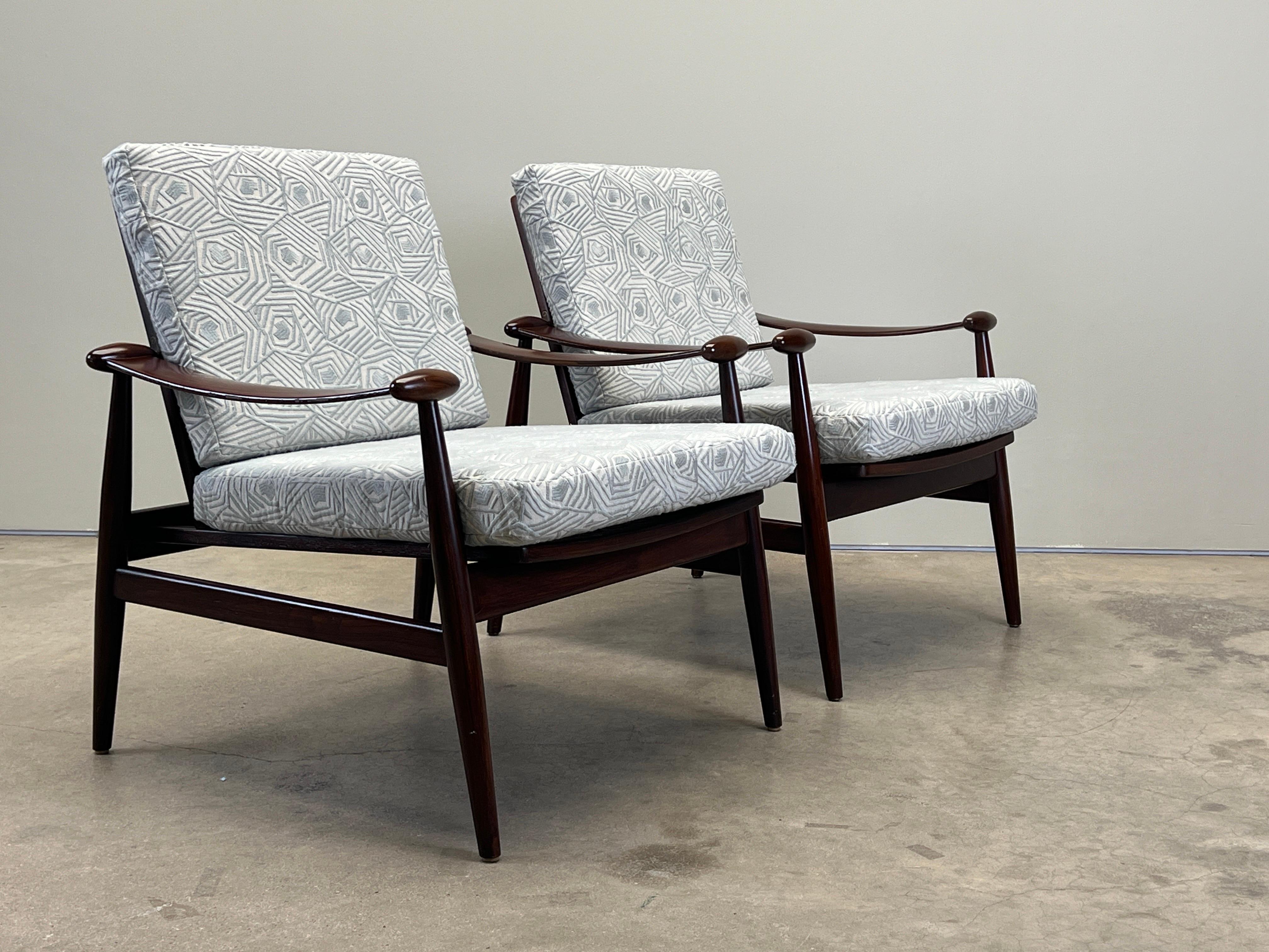 Pair of Finn Juhl FD 133 