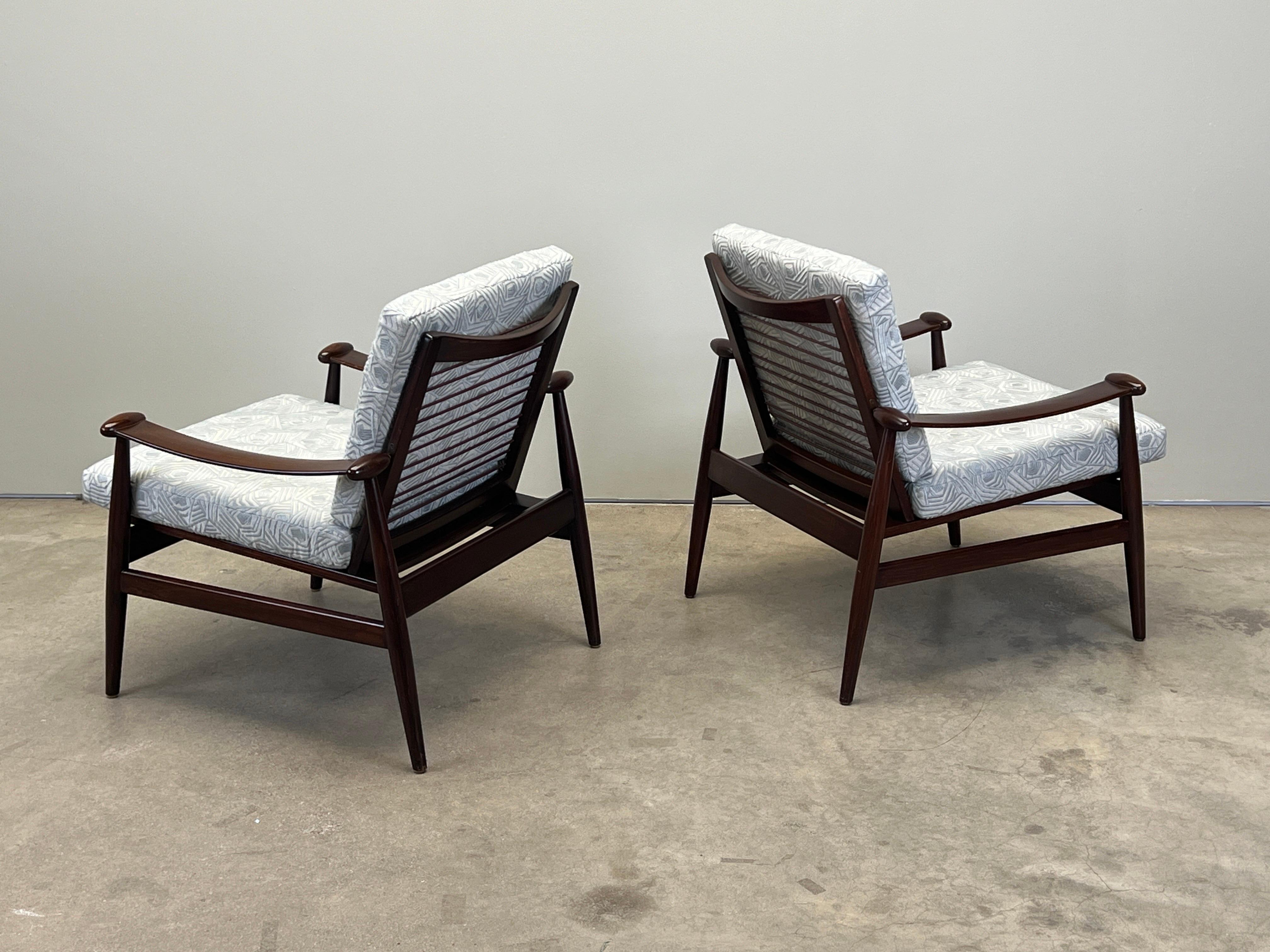 Pair of Finn Juhl FD 133 