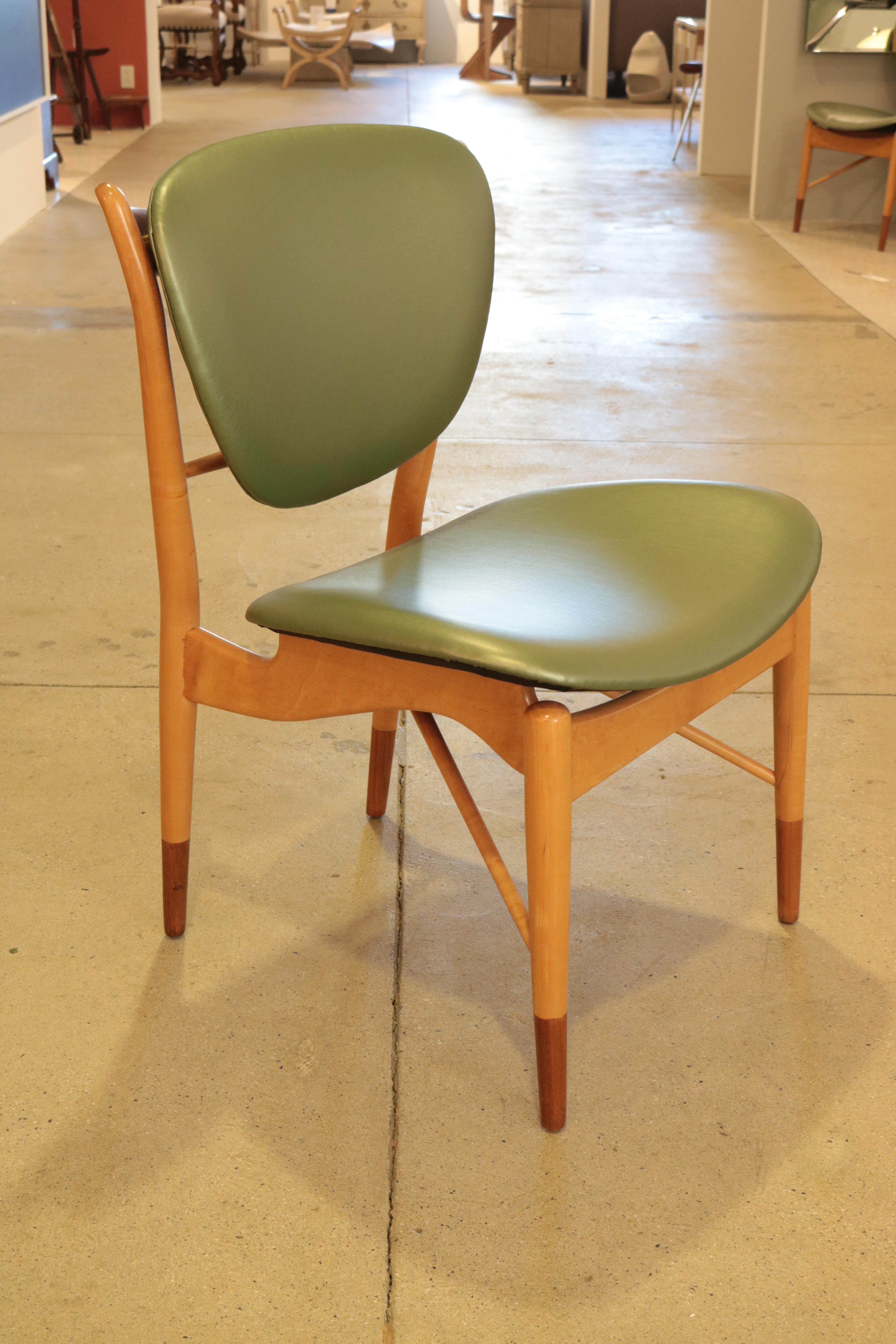 Mid-Century Modern Pair of Finn Juhl for Baker Side Chairs For Sale