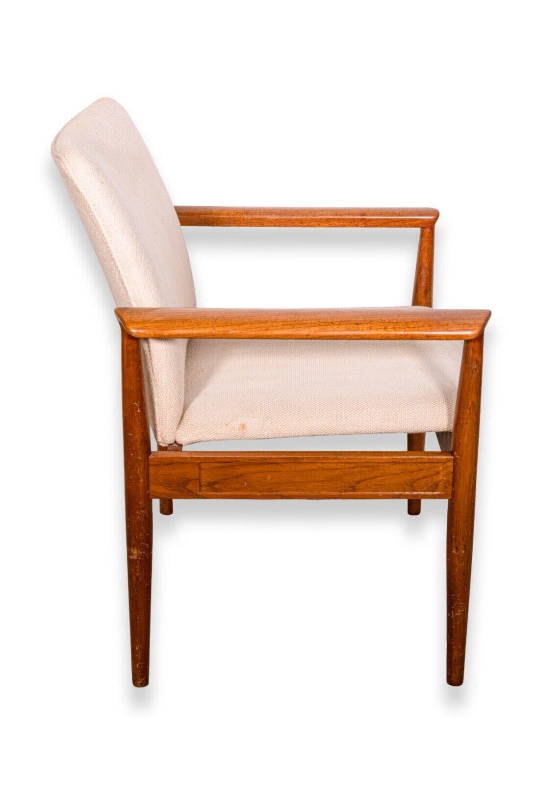 Mid-Century Modern Paire de fauteuils en teck Finn Juhl pour France & Son Denmark Diplomat Model 209 années 60 en vente