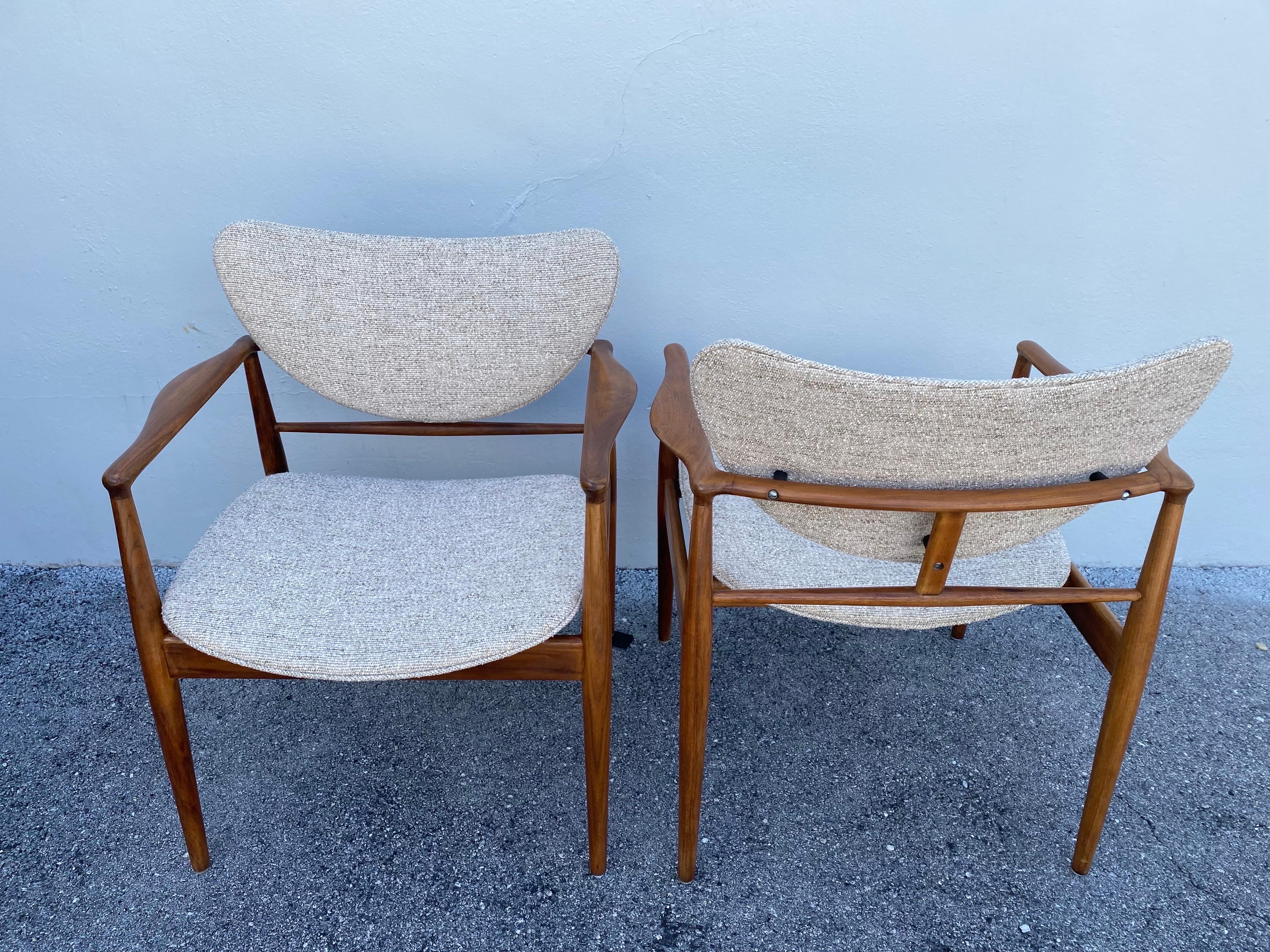 Pair of Finn Juhl No. 48 Danish Modern Chairs for Baker, 1950's In Good Condition For Sale In East Hampton, NY