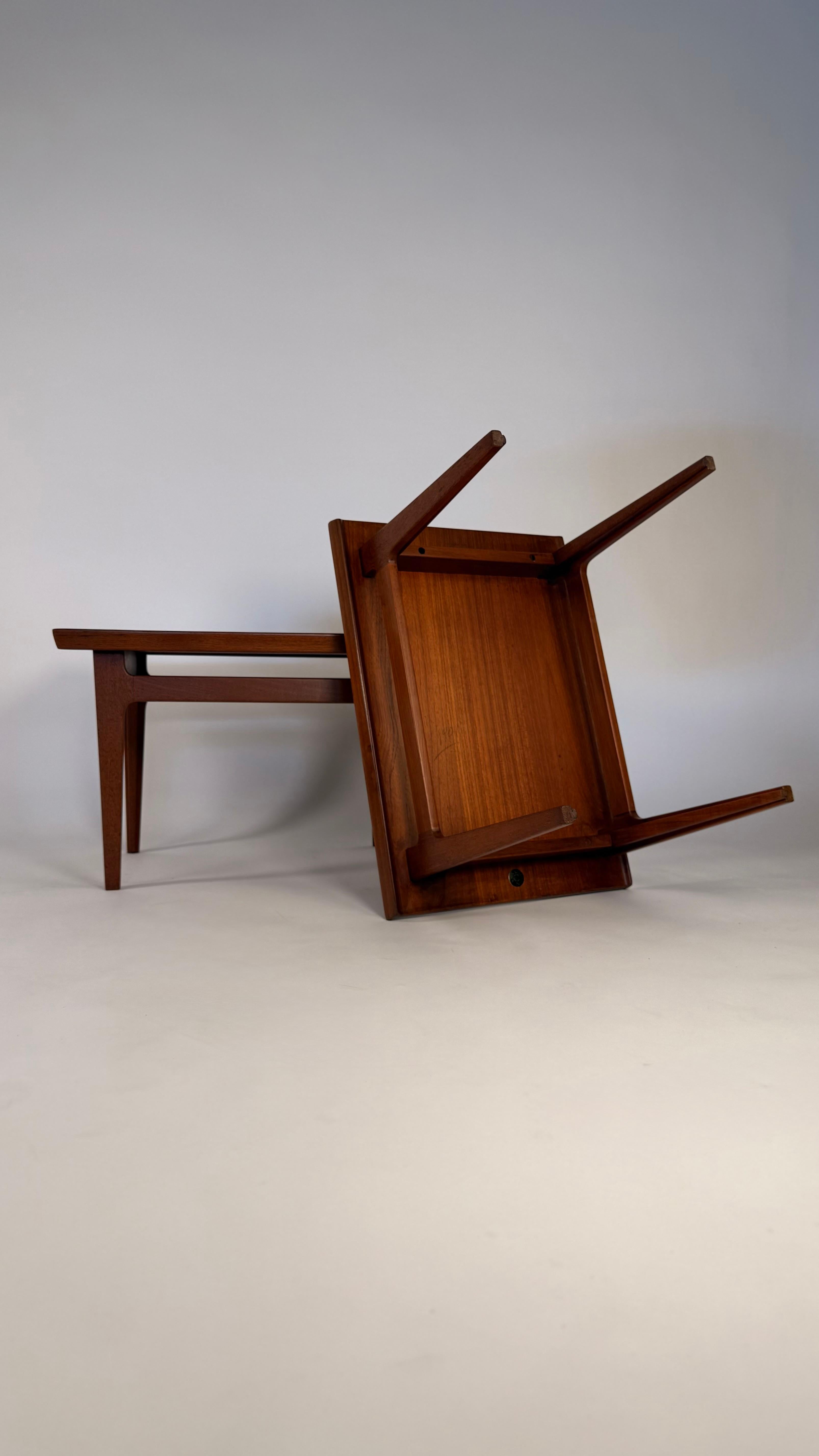 Danish Pair of Finn Juhl Solid Teak Side Tables for France & Søn Denmark, 1950s For Sale
