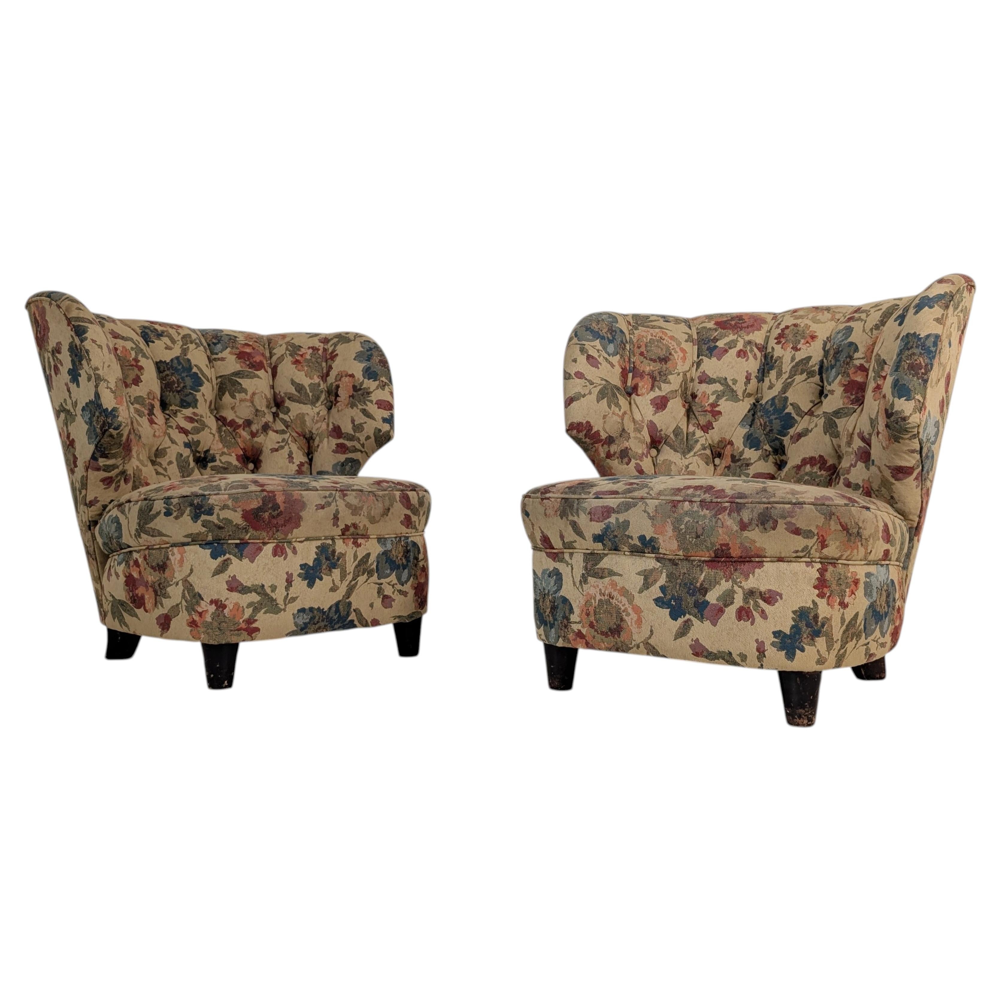 Ein Paar geschwungene Lounge-Sessel im finnischen Design, Carl-Johan Boman, um 1940 im Angebot