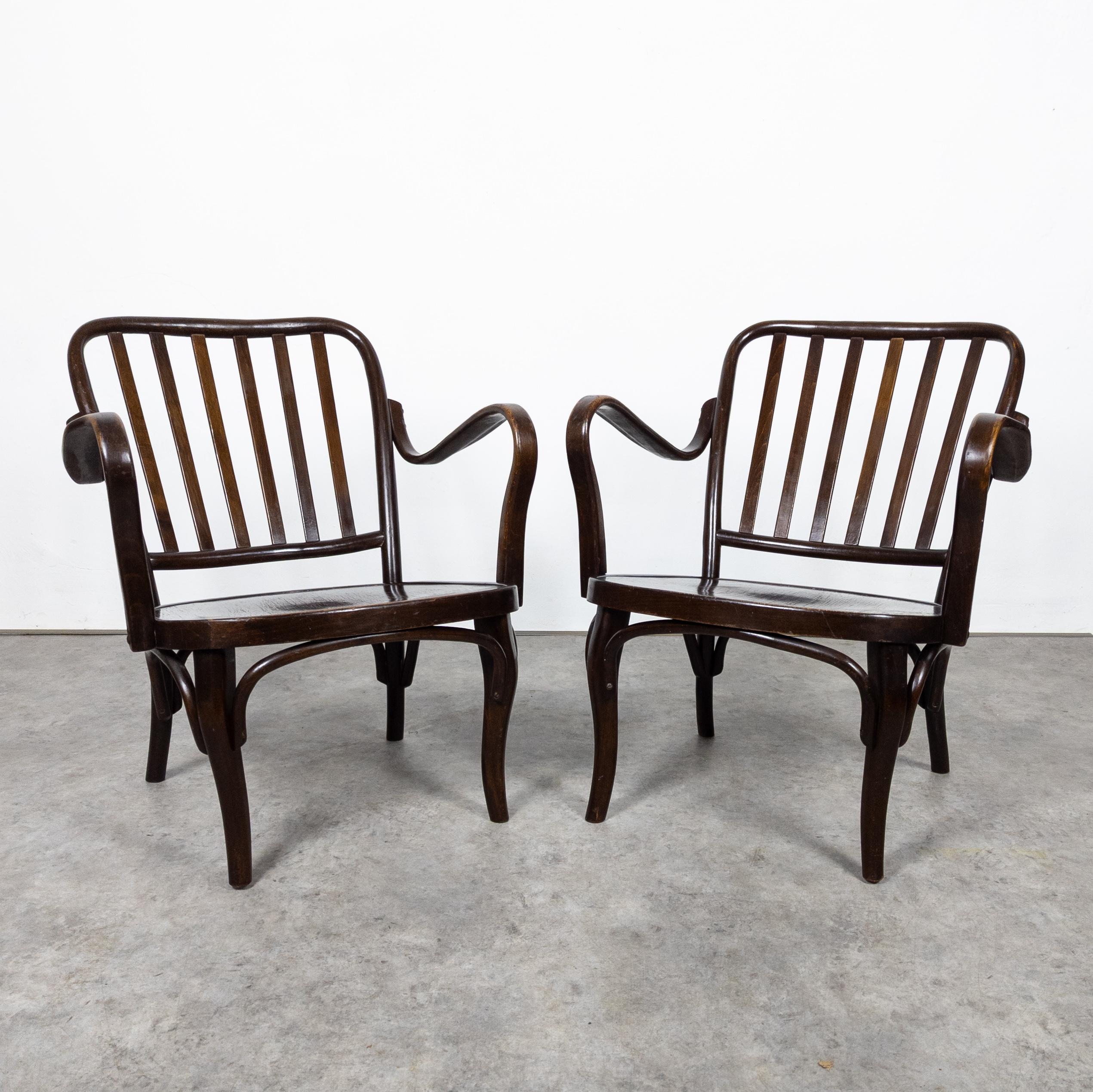 Austrian Pair of fireside armchairs Thonet A 752 by Josef Frank For Sale