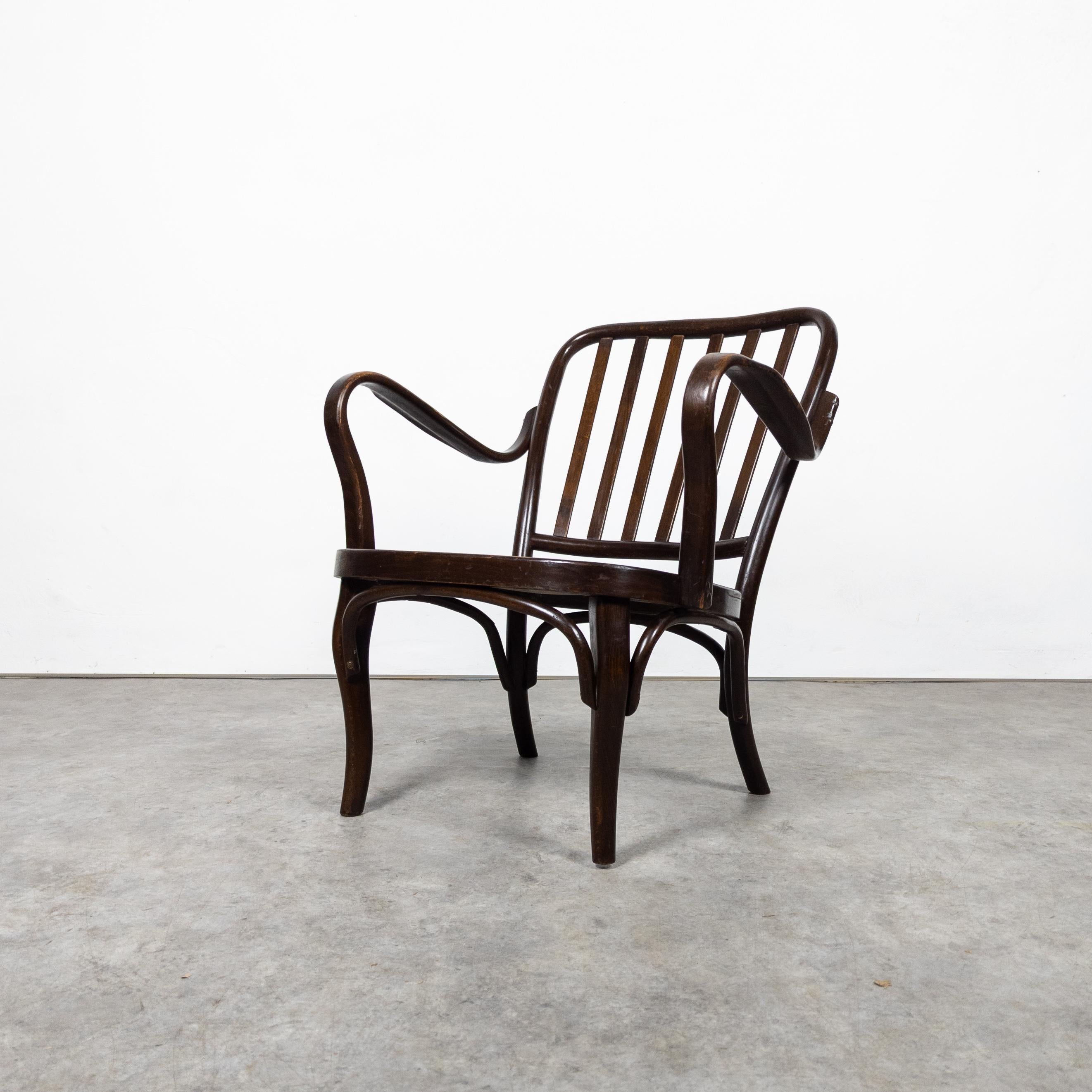 Milieu du XXe siècle Paire de fauteuils de cheminée Thonet A 752 de Josef Frank en vente