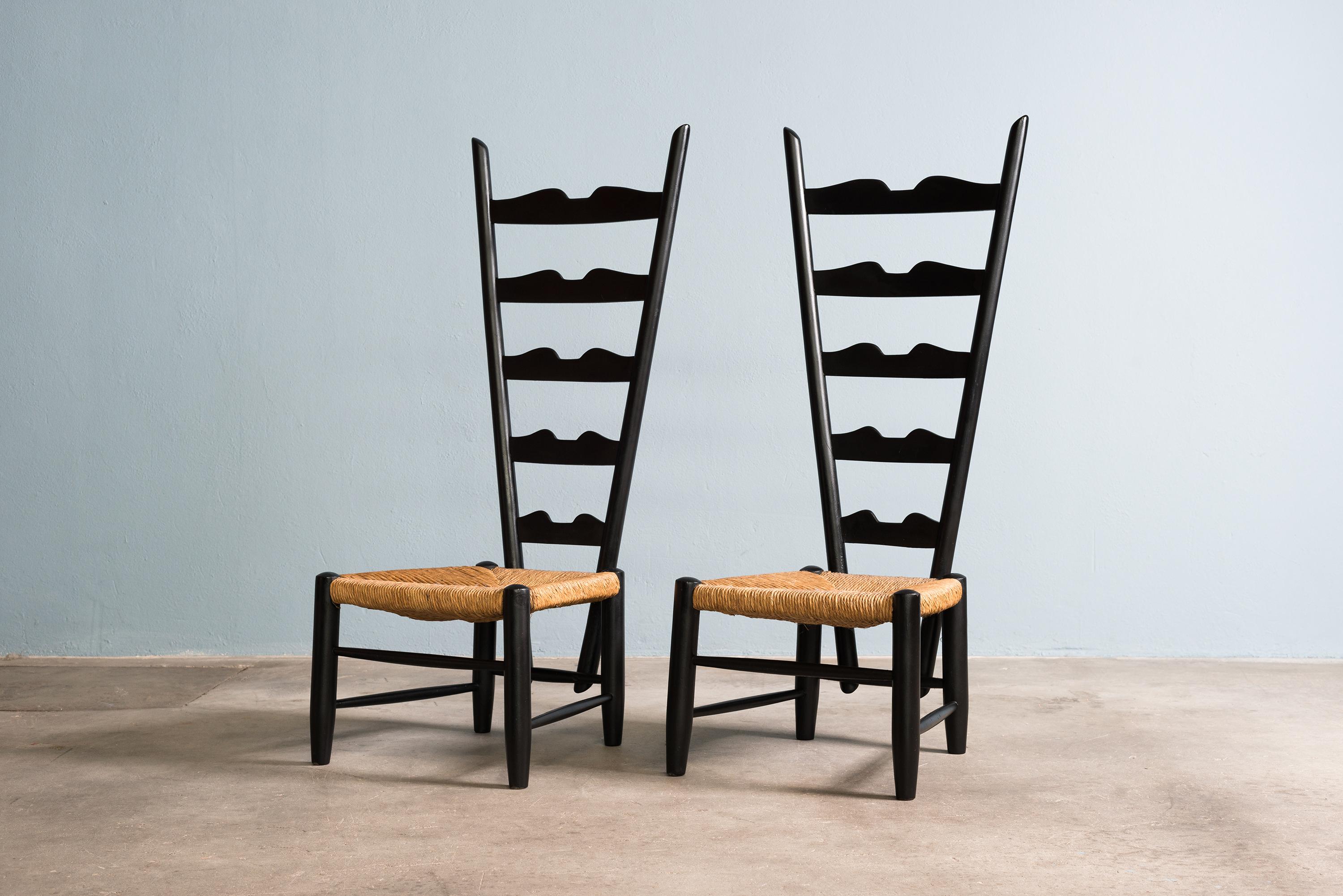 Pair of fireside chairs by Gio Ponti for Casa e Giardino, Italy, circa 1939
Excellent condition.