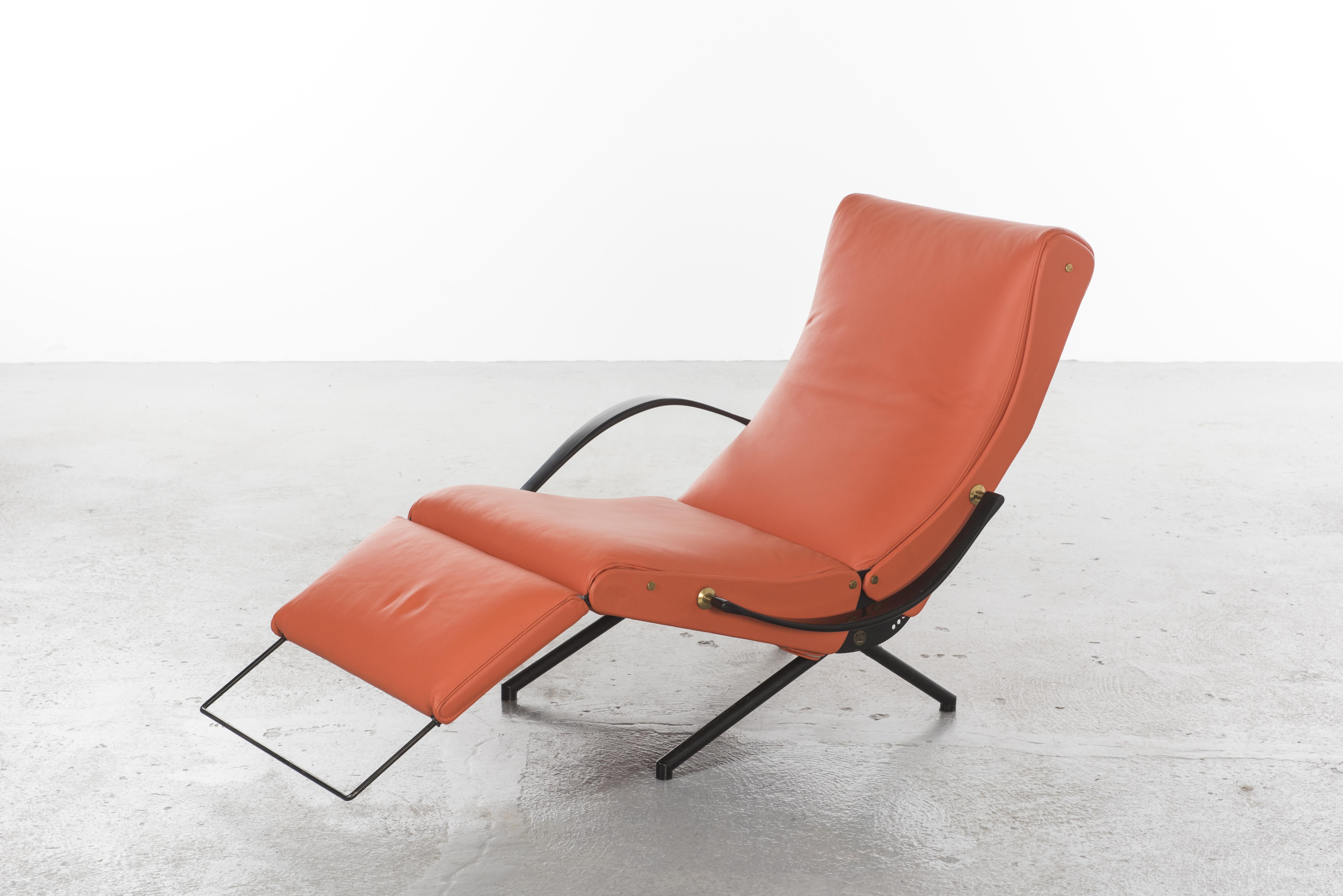 Pair of First Edition P40 Lounge Chair Leather by Osvaldo Borsani for Tecno 3