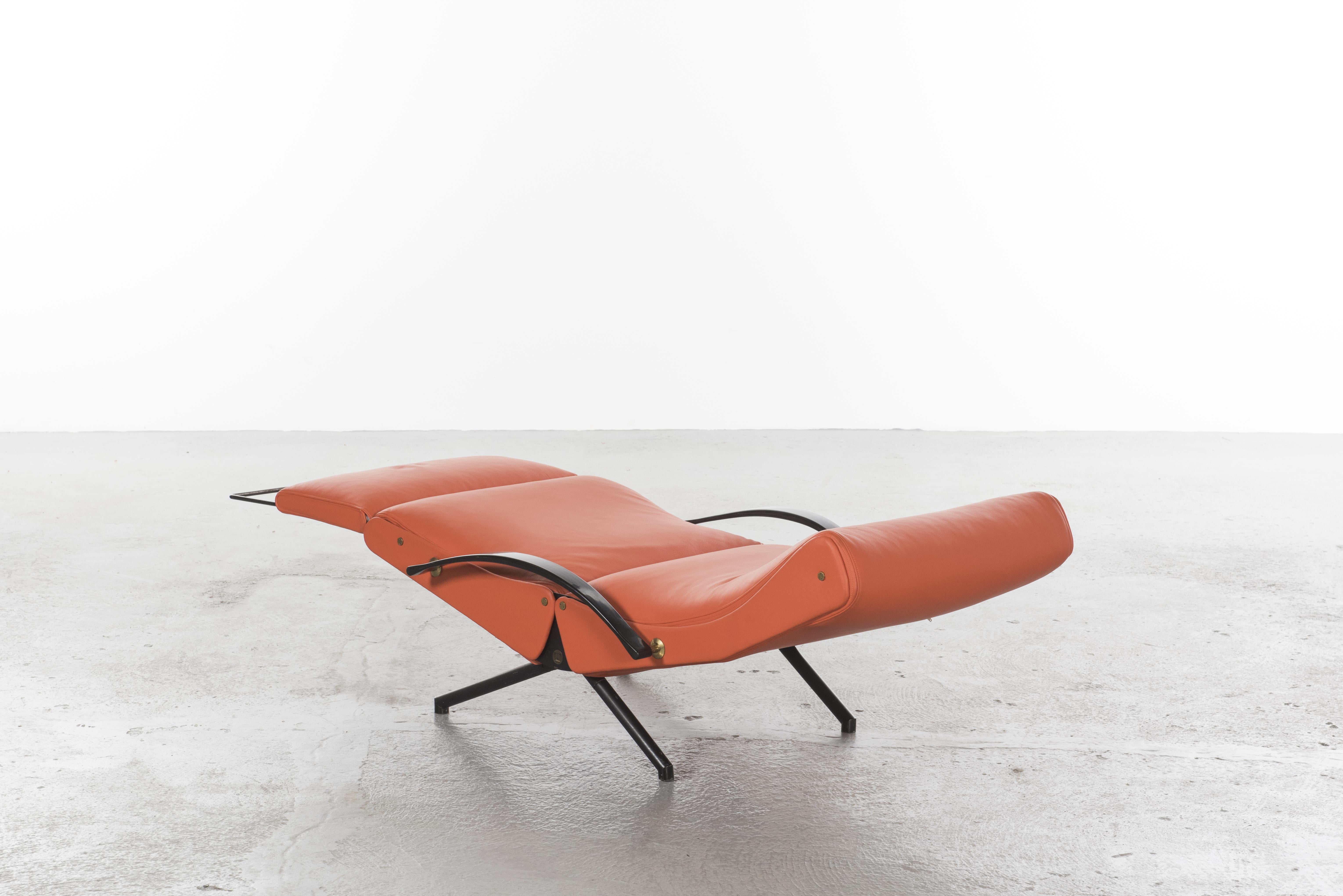 Pair of First Edition P40 Lounge Chair Leather by Osvaldo Borsani for Tecno 6
