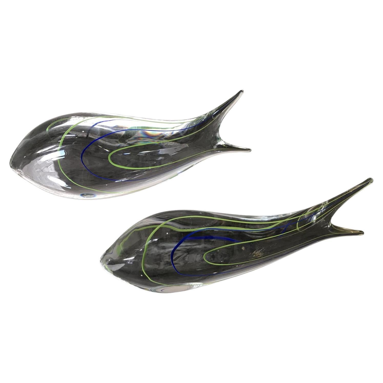 Pareja de peces de vidrio artístico, Suecia 2005 en venta