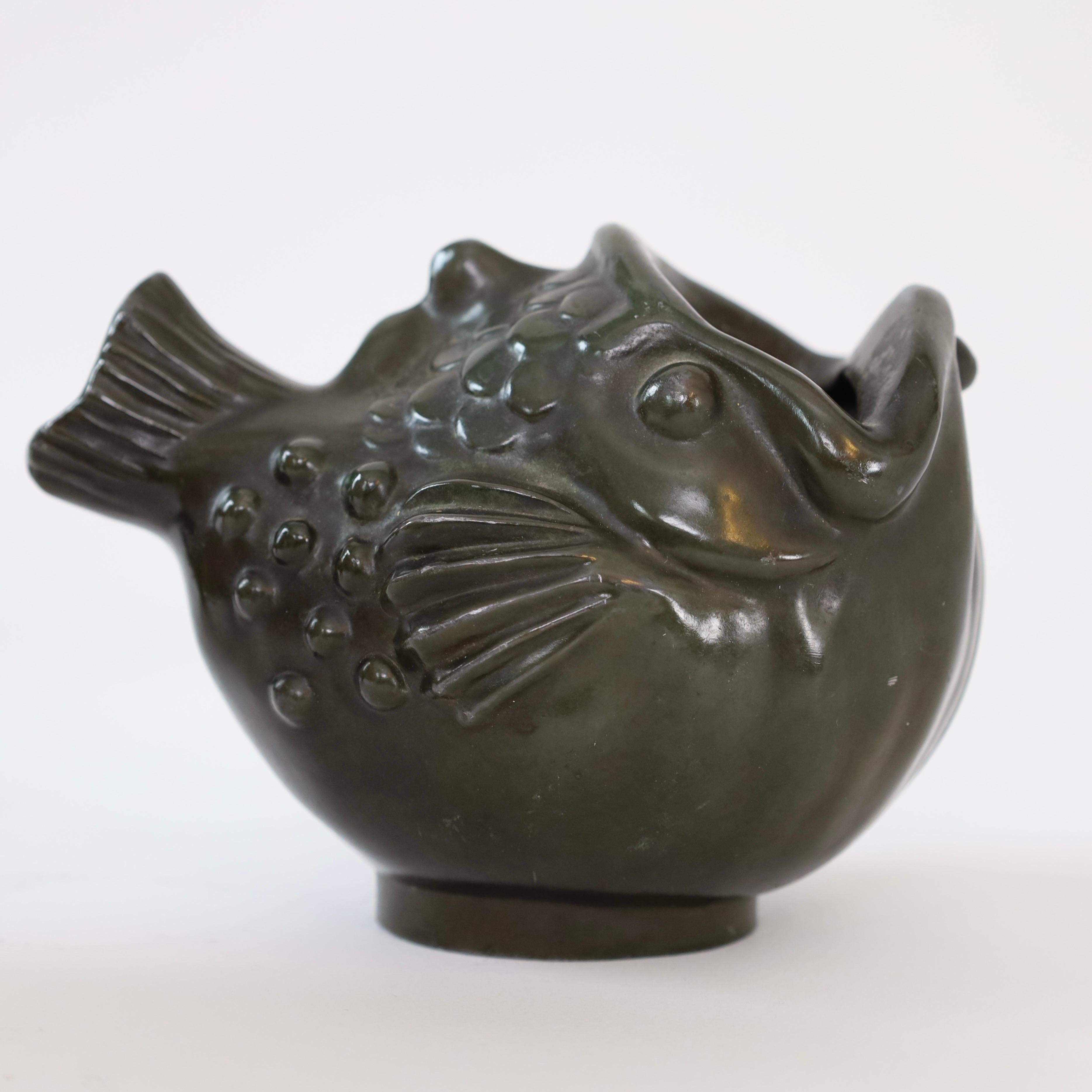 Pair of Fish-shaped Art Deco Vases by Just Andersen, 1930s, Denmark For Sale 2