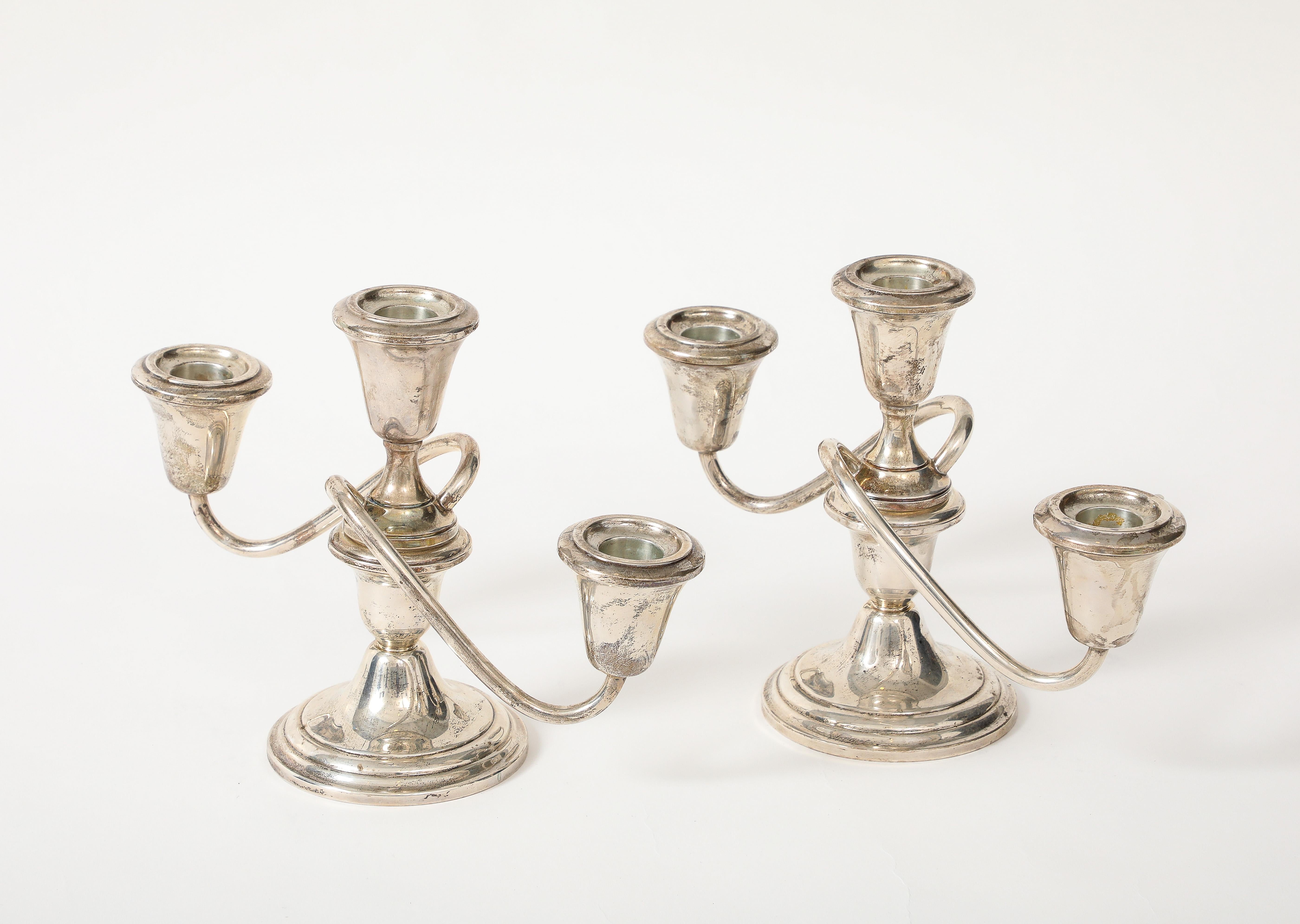Americano Coppia di candelabri in argento Fisher Silversmiths in vendita