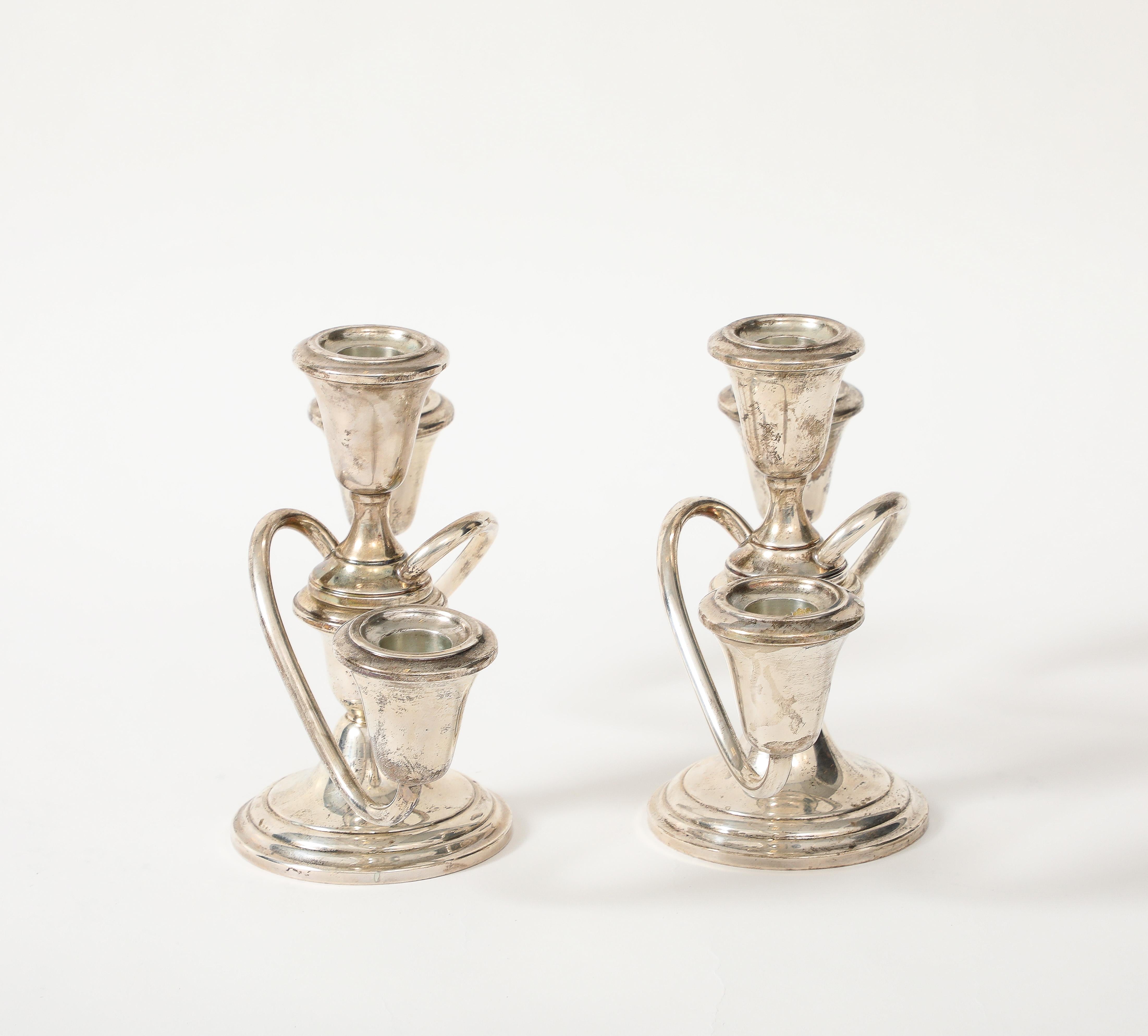 Argento 925 Coppia di candelabri in argento Fisher Silversmiths in vendita