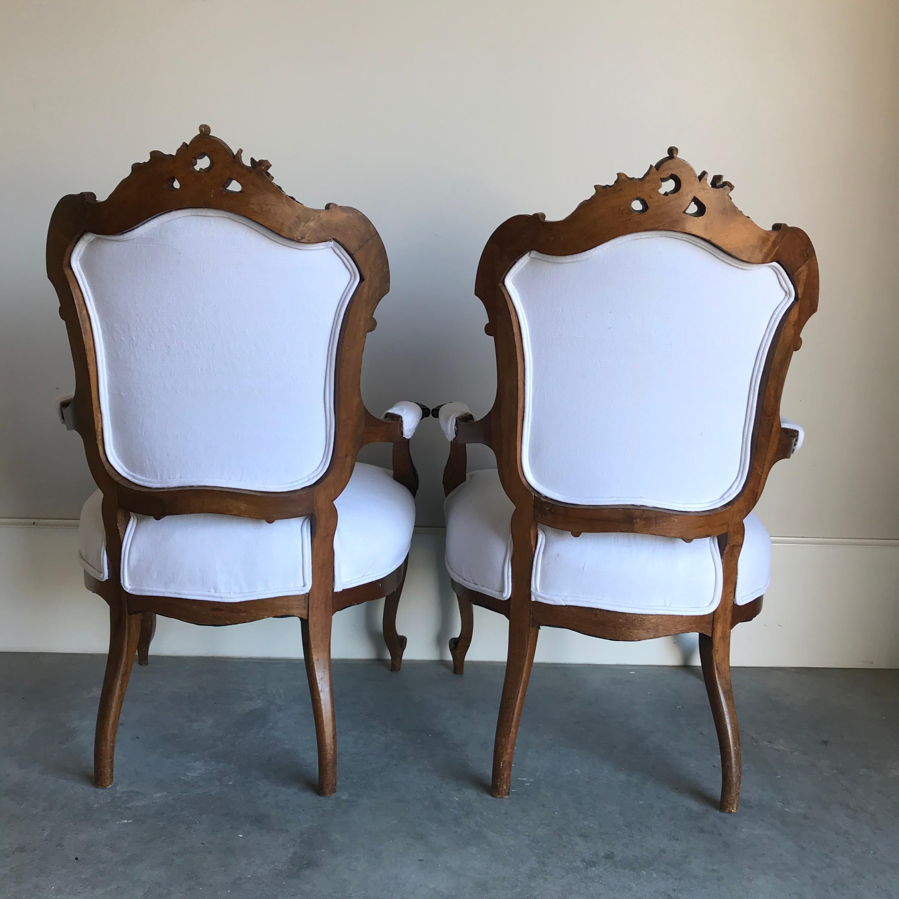 Pair of Fit for Royalty French Louis XV Carved Walnut Fauteuil Armchairs 3