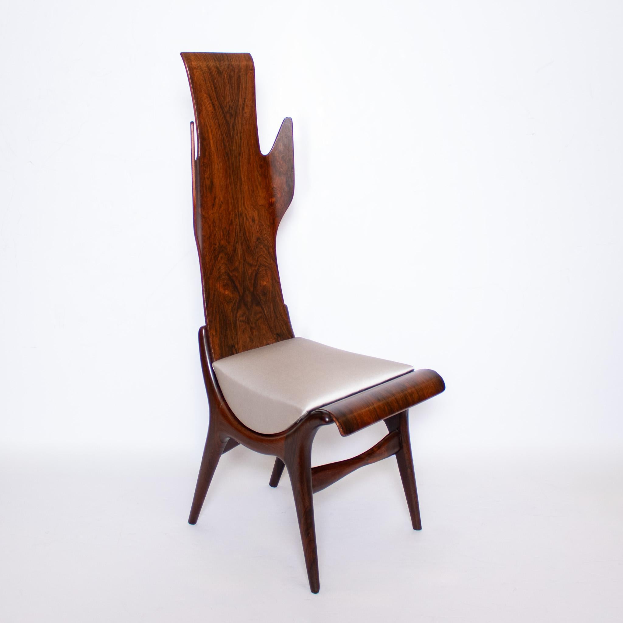 Paar flammende Esszimmerstühle von Dante la Torre für Pozzi, Italien im Angebot 3