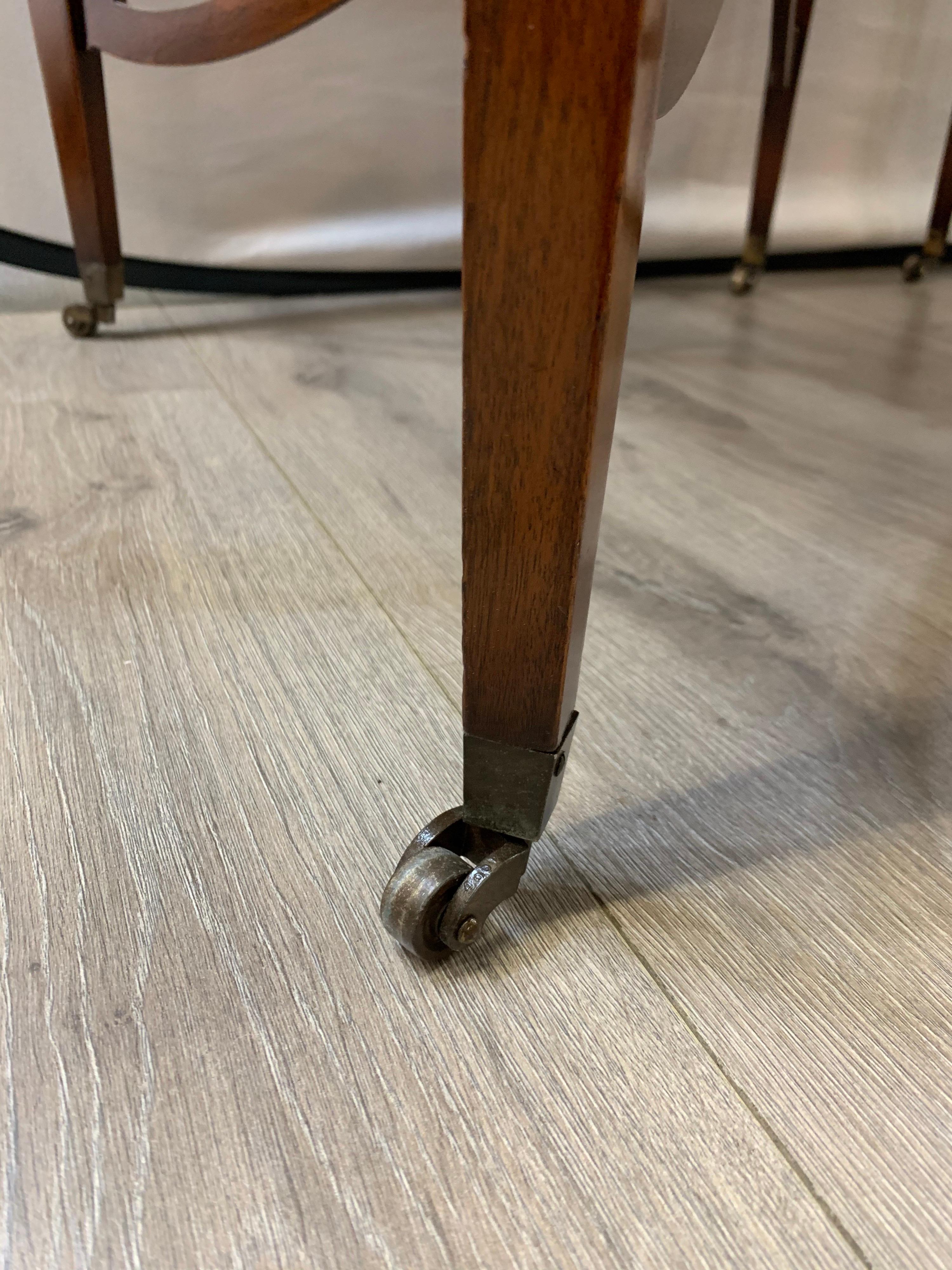 Pair of Flame Mahogany End Tables Occasional Side 5