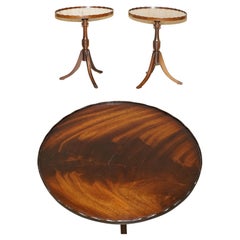 Pair of Flamed Hardwood Beresford & Hicks Side End Lamp Tables with Gallery Rail
