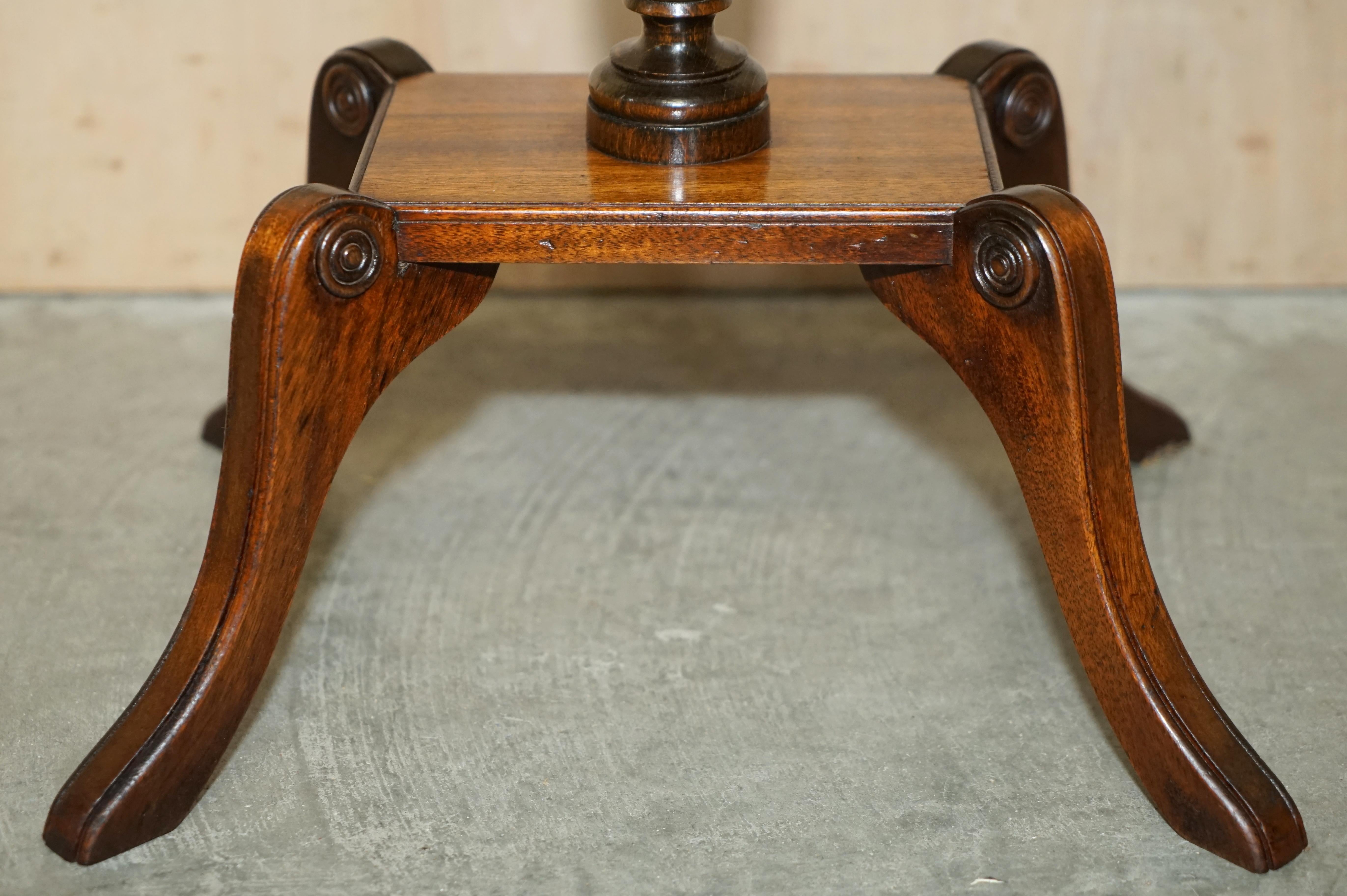 Pair of Flamed Hardwood Green Leather Oval Gallery Railed Side End Lamp Tables 1