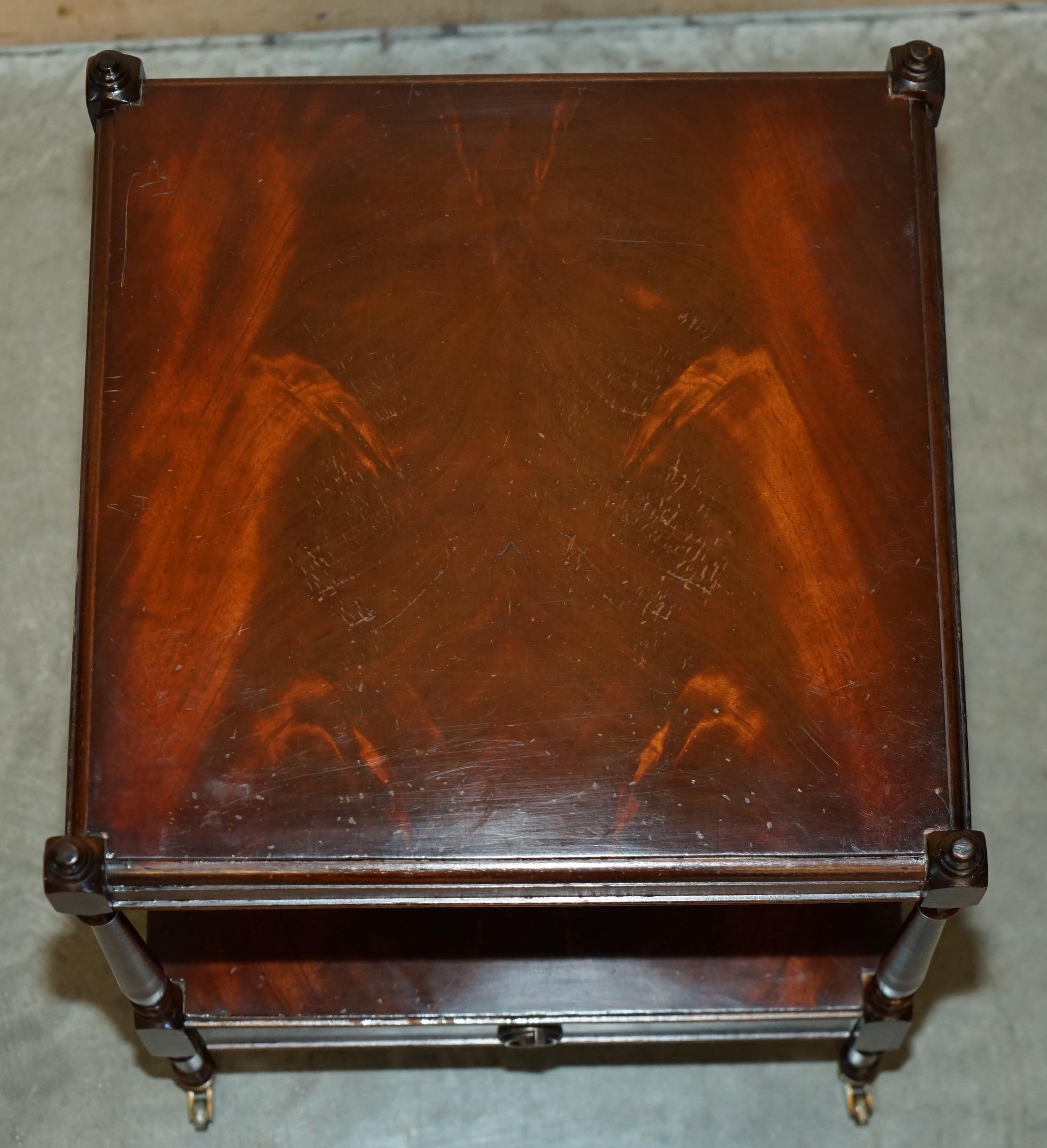 PAIR OF FLAMED HARDWOOD TWO TIER SIDE END LAMP WINE TABLES WITH SINGLE DRAWERs For Sale 7