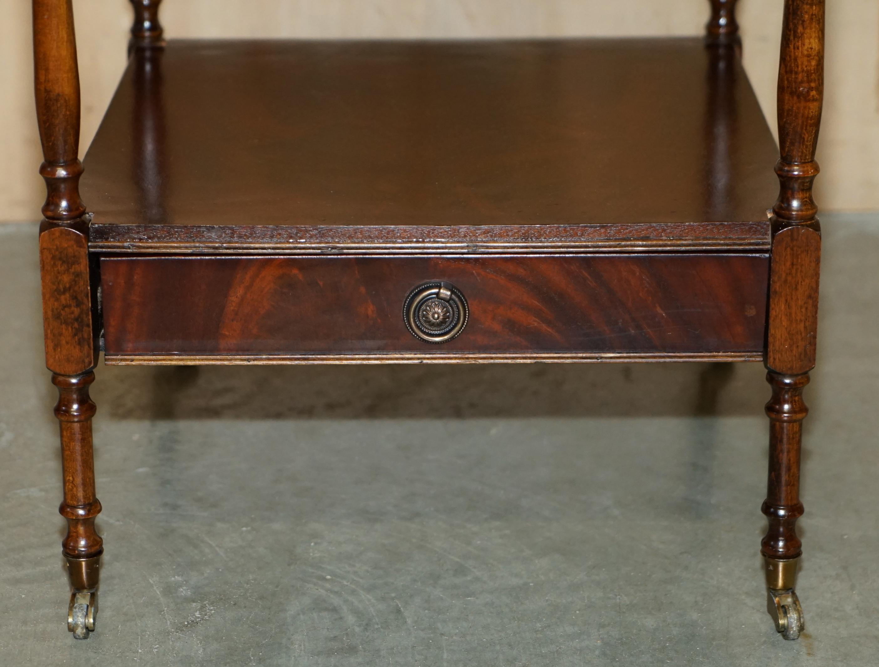 PAIR OF FLAMED HARDWOOD TWO TIER SIDE END LAMP WINE TABLES WITH SINGLE DRAWERs For Sale 11