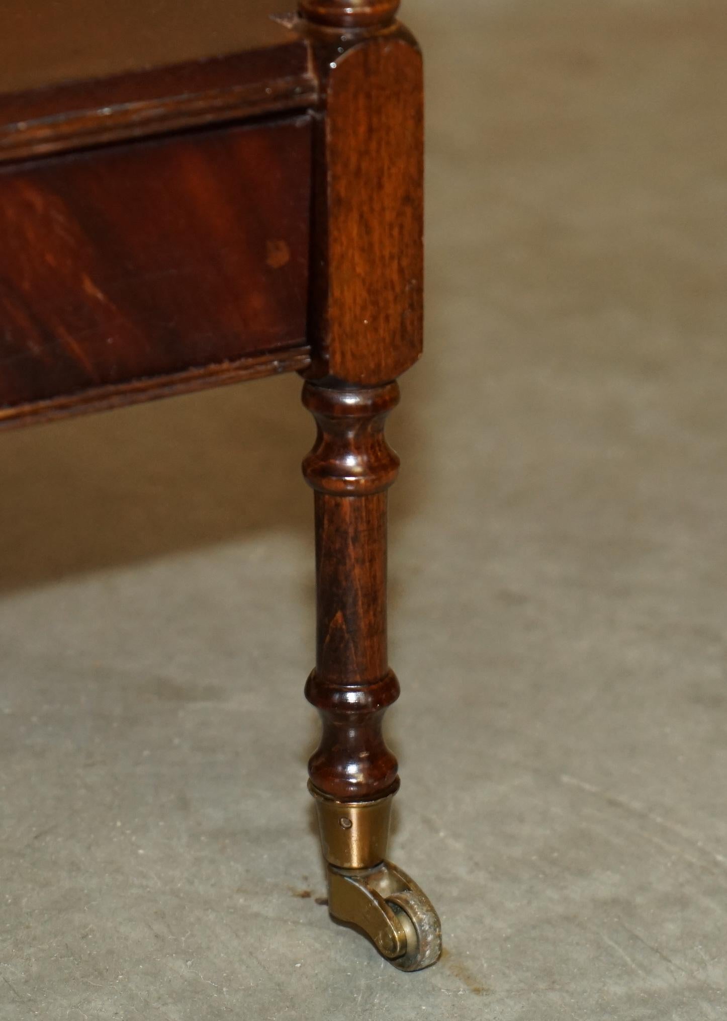 PAIR OF FLAMED HARDWOOD TWO TIER SIDE END LAMP WINE TABLES WITH SINGLE DRAWERs For Sale 12