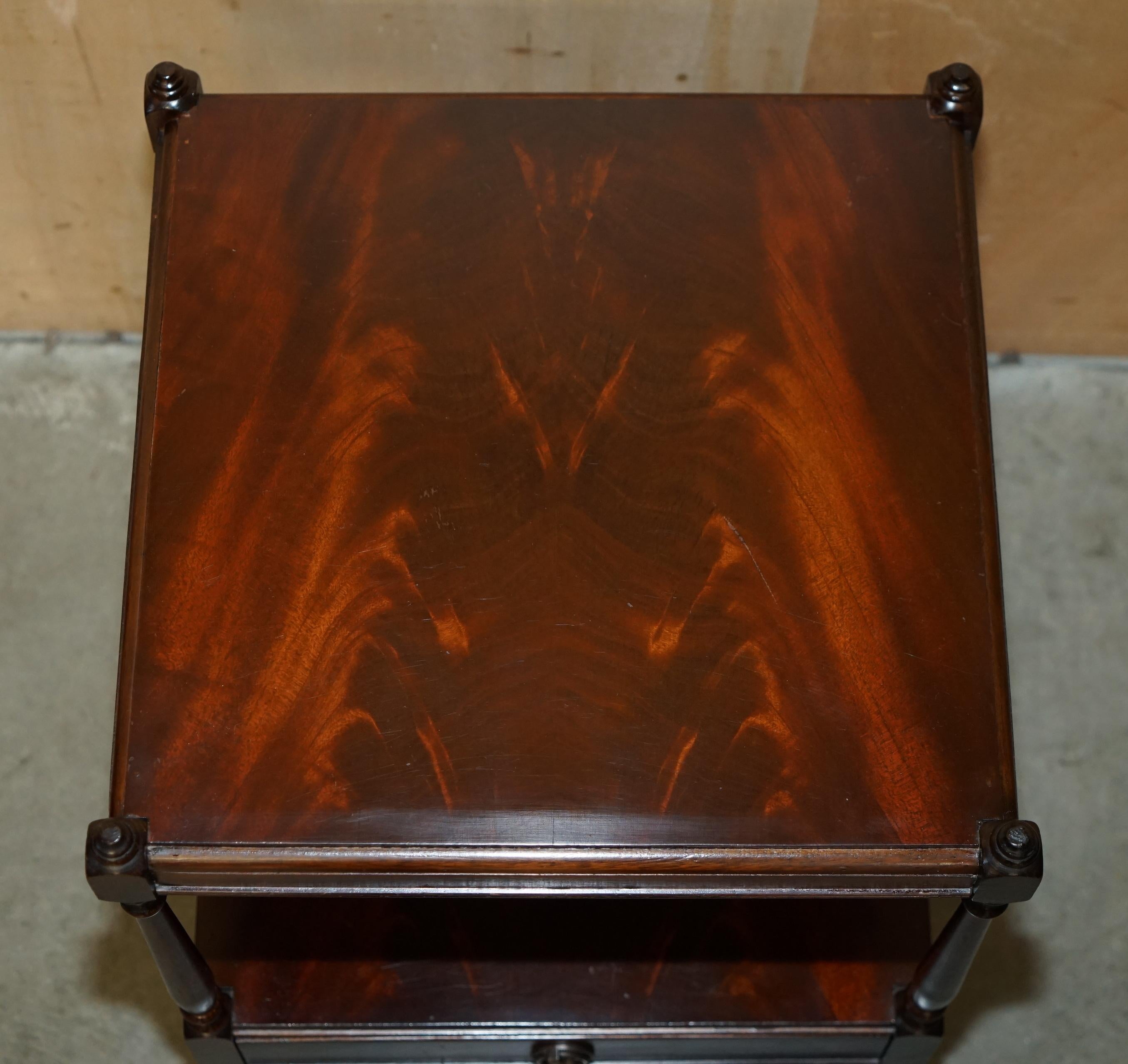 Hand-Crafted PAIR OF FLAMED HARDWOOD TWO TIER SIDE END LAMP WINE TABLES WITH SINGLE DRAWERs For Sale