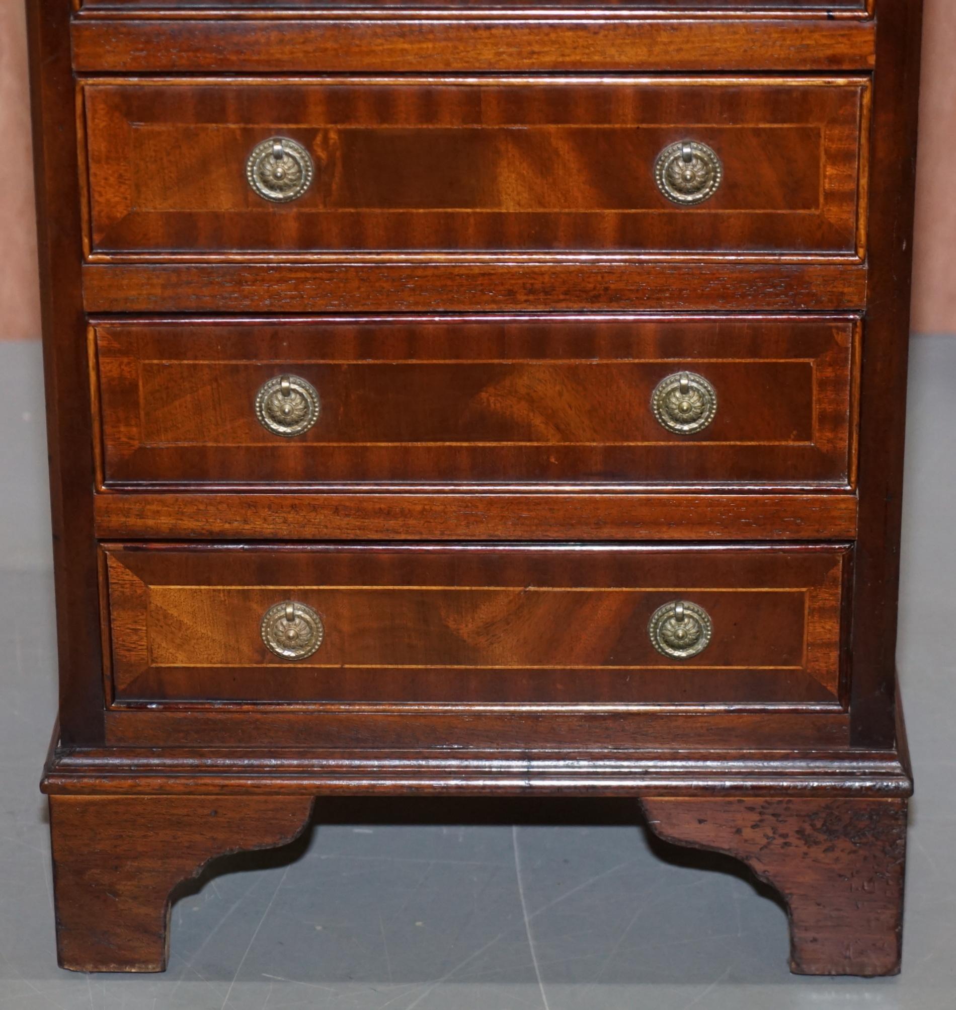 20th Century Pair of Flamed Mahogany Bedside Lamp Wine End Table Sized Chest of Drawers