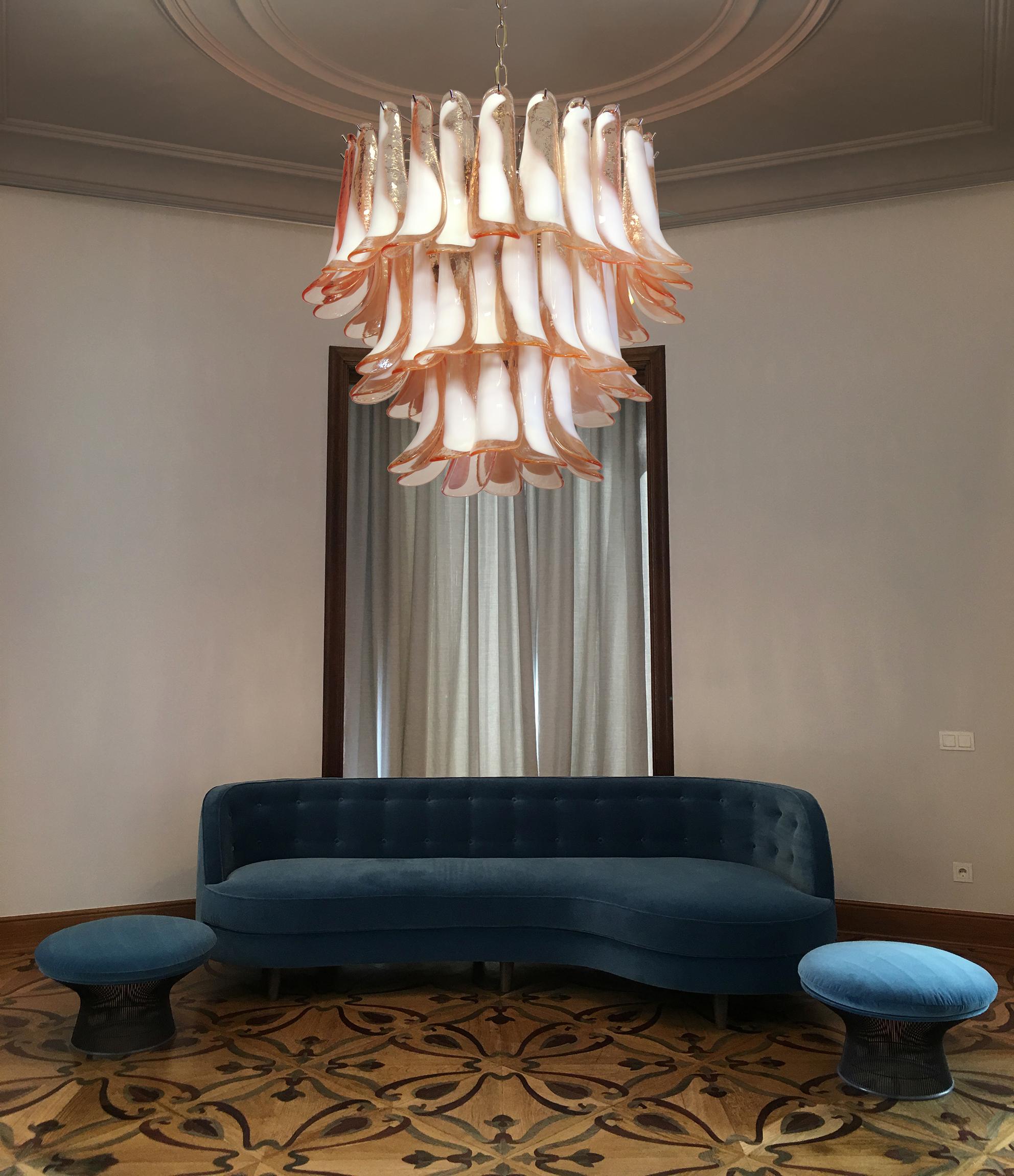 Pair of 'Flamingo' Italian Petal Chandeliers, Murano 10