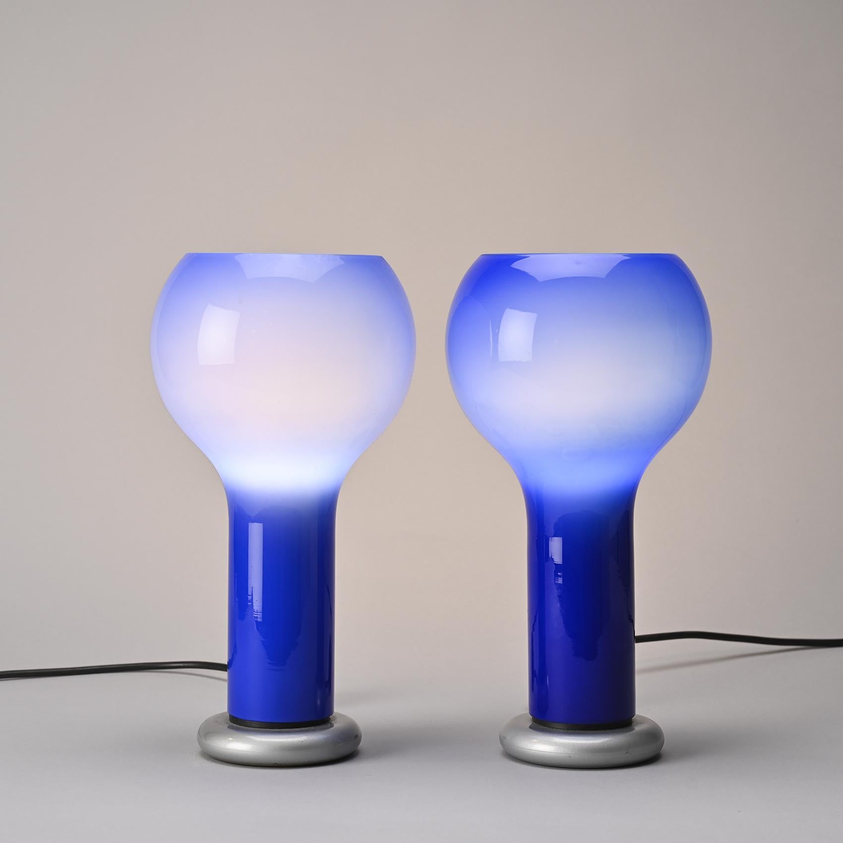 Pair of Flash lamps, tribute to Joe Colombo, Oluce circa 1990 3