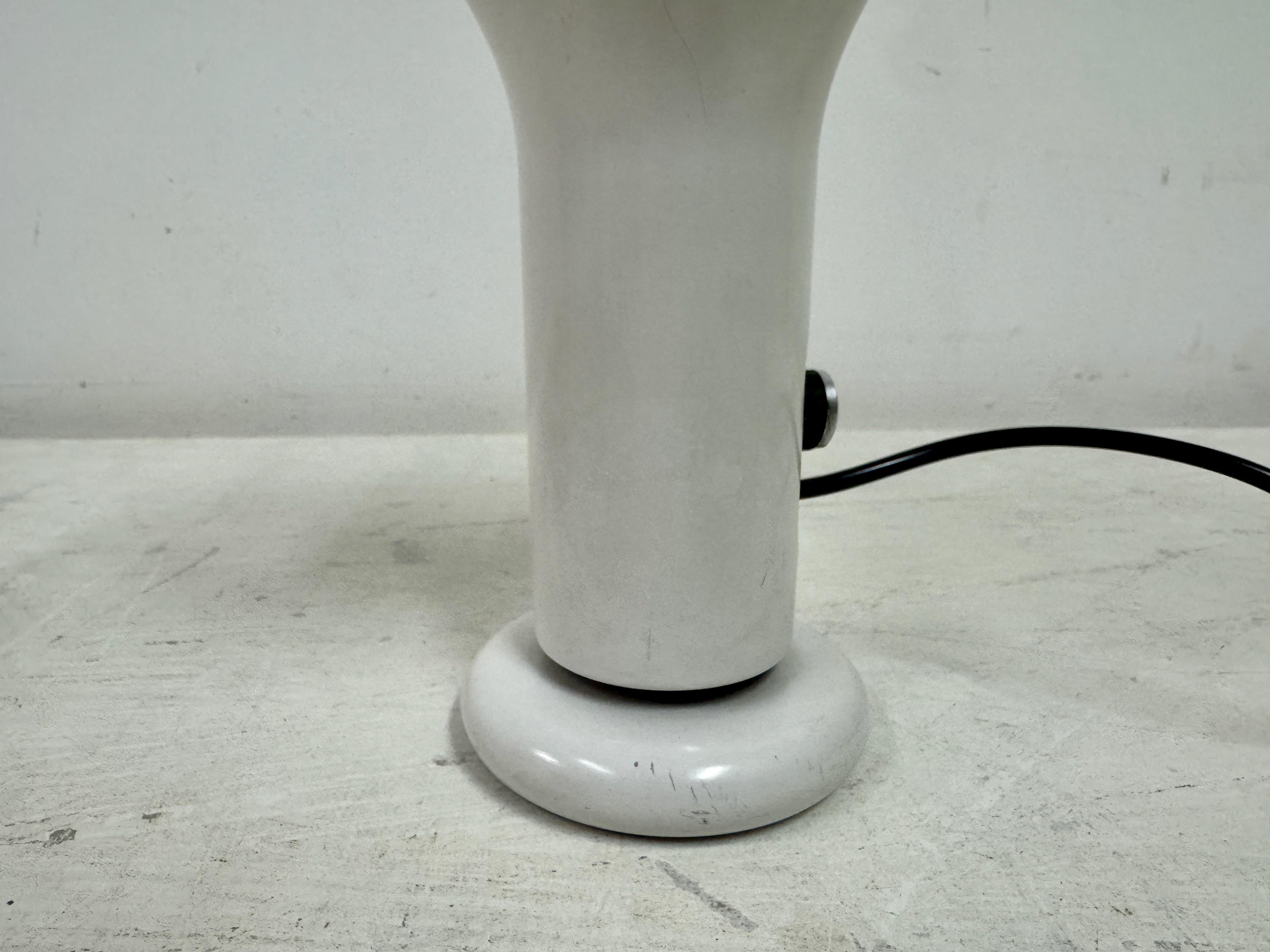 Pair of 'Flash' Model 2207 Table Lamps by Joe Colombo for O-Luce, Italy, 1960s For Sale 2
