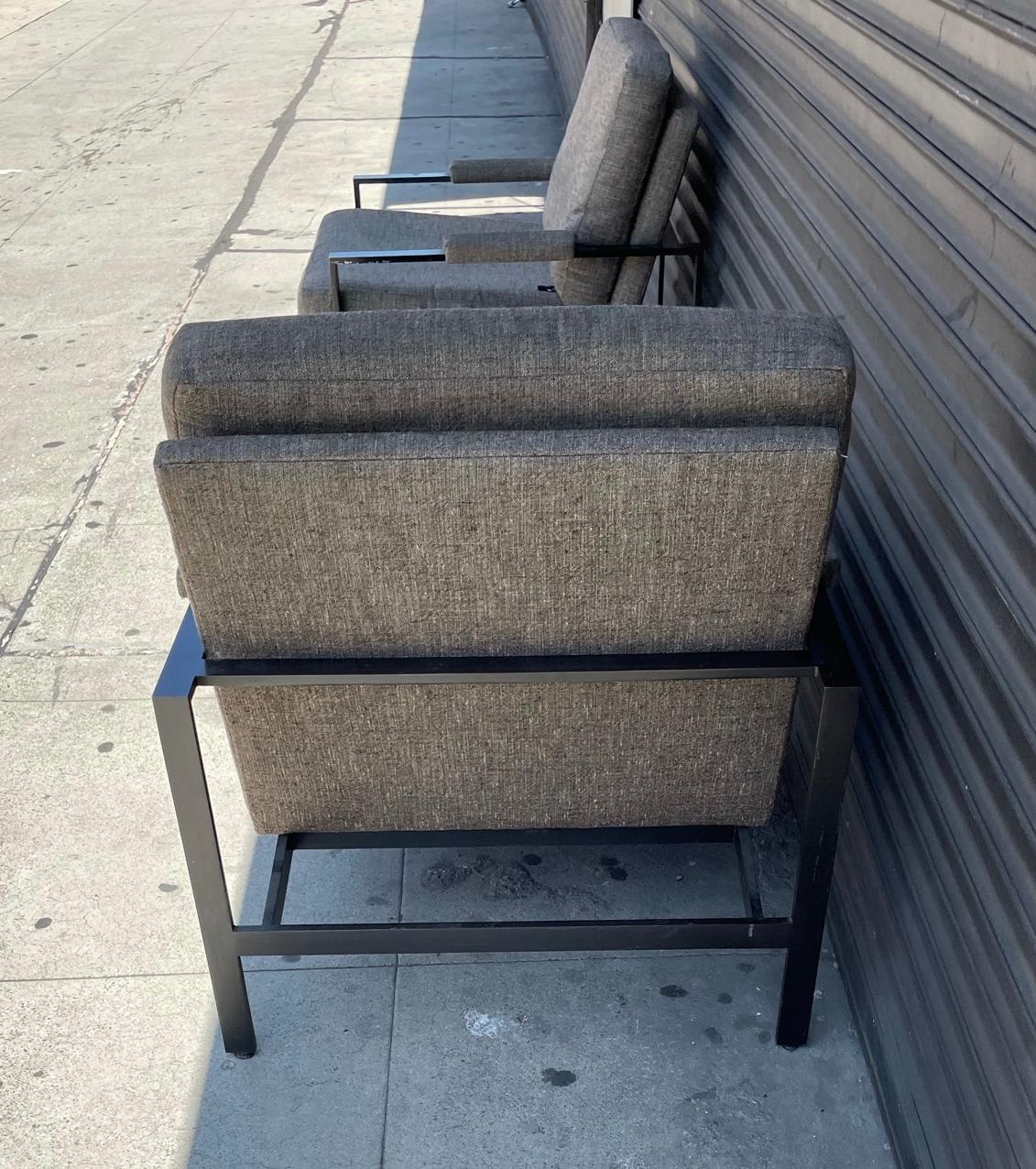 Pair of Flat Bar Arm Chairs by Milo Baughman 3
