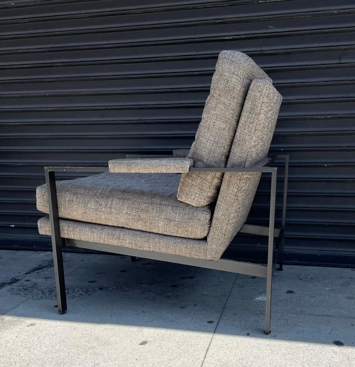 Pair of Flat Bar Arm Chairs by Milo Baughman In Good Condition In Los Angeles, CA