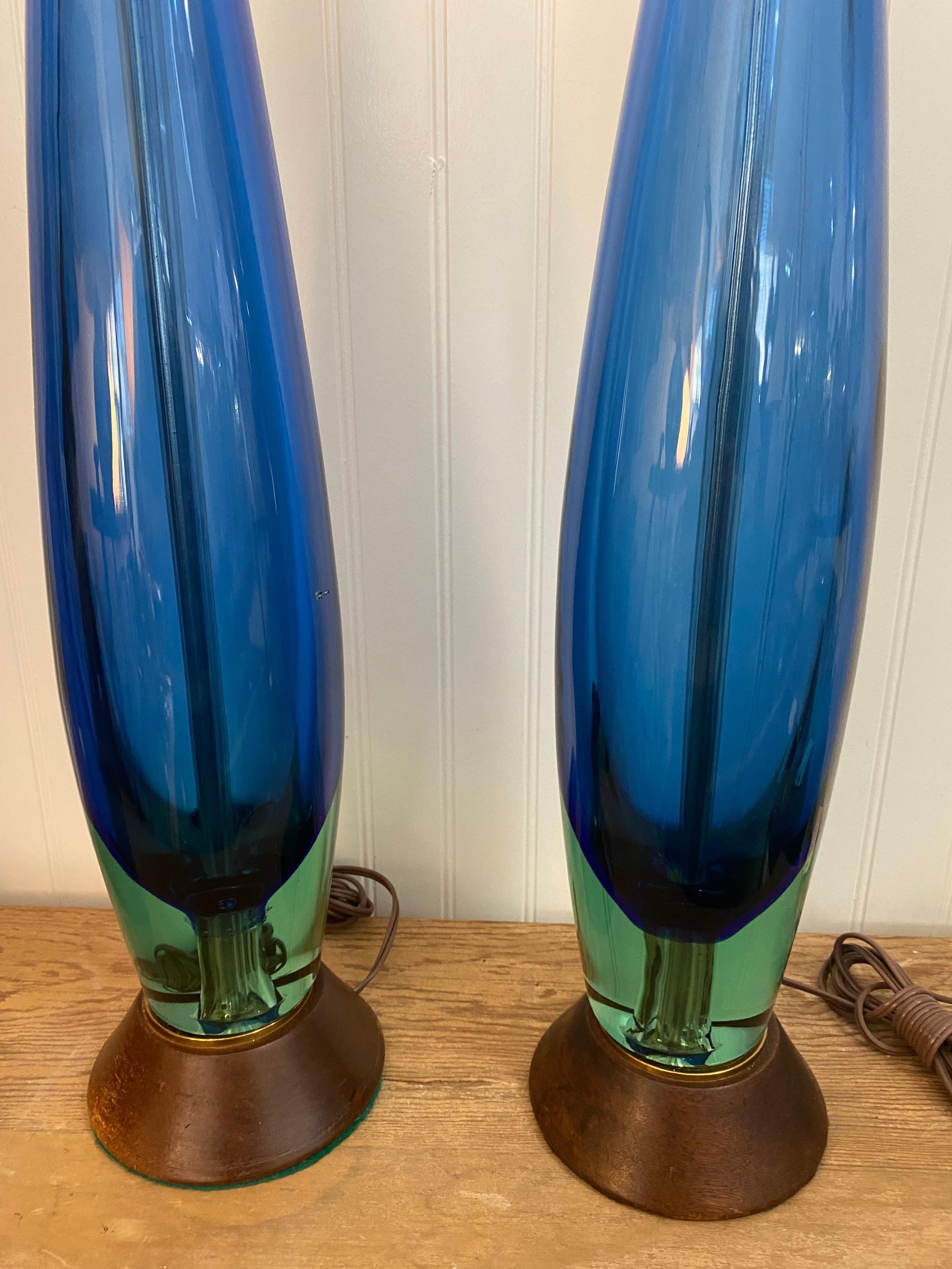 Mid-Century Modern Pair of Flavio Poli Murano Italy Sommerso Glass Bulbous Shaped Table Lamps For Sale