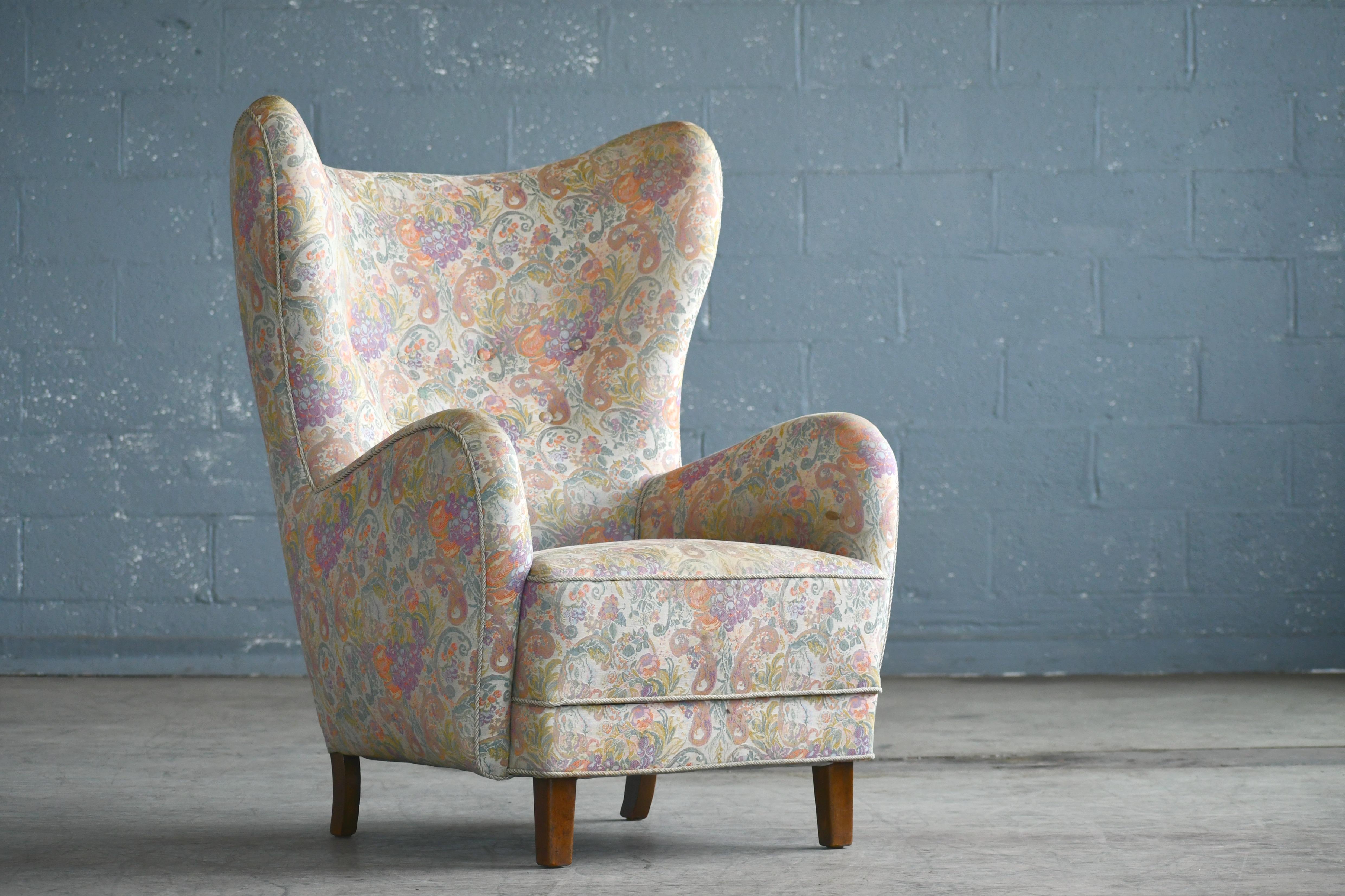 Mid-Century Modern Pair of Flemming Lassen Attributed High Back Lounge Chairs, Denmark, 1940s
